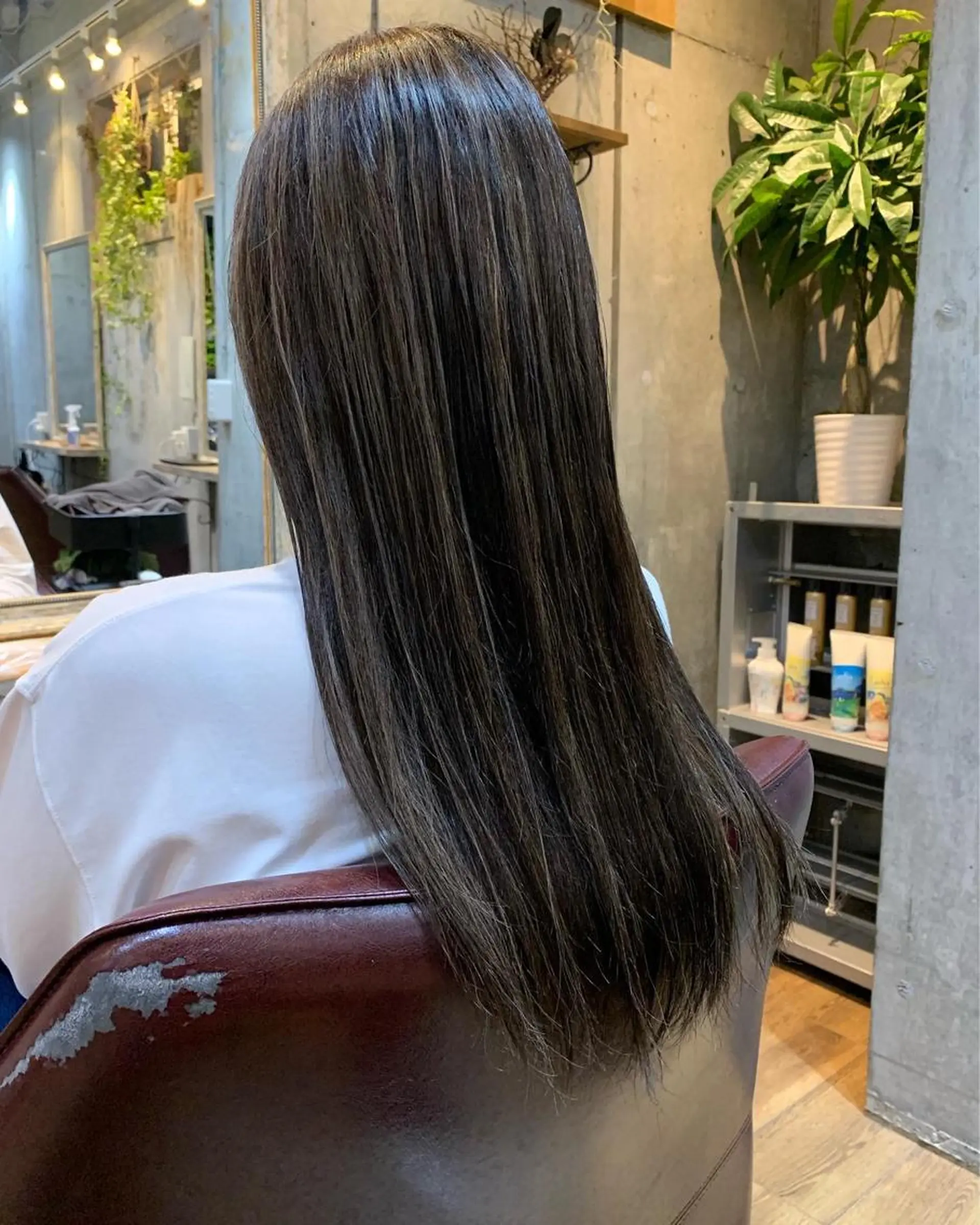 ロング カラー 安達 俊亮のヘアスタイル