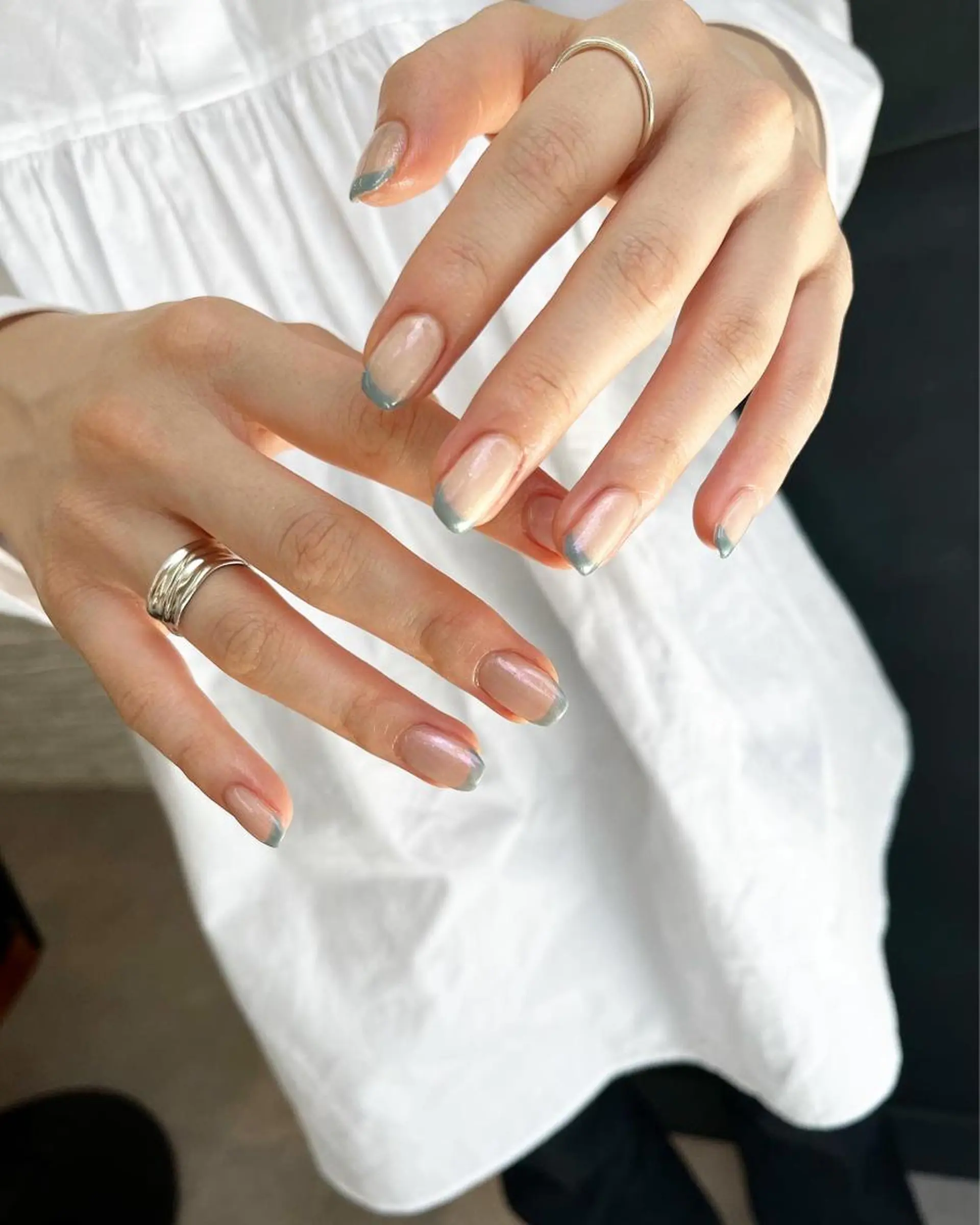 ネイル ブルー フレンチネイル nail* runa🌻のネイルデザイン