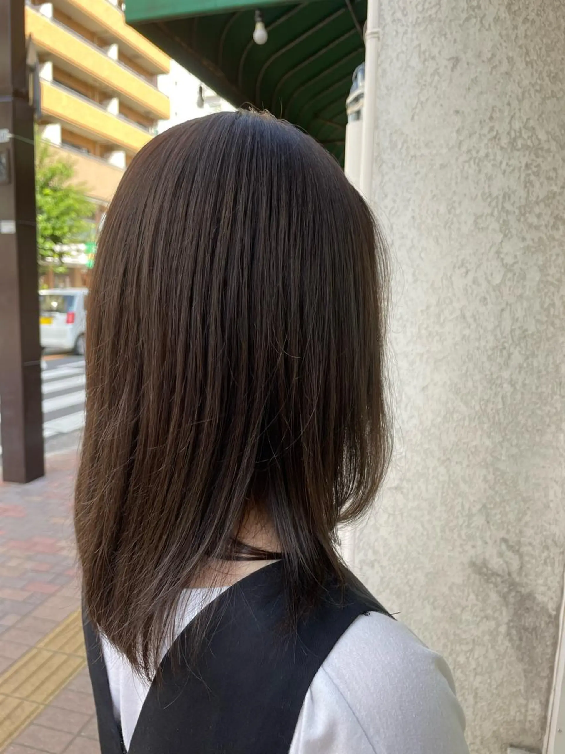 ミディアム ヘアカラー CoCooN Hiromiのヘアスタイル