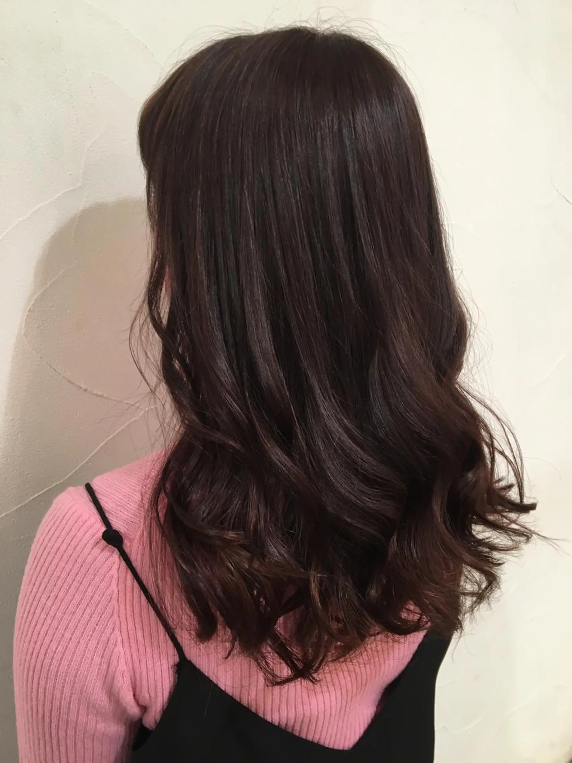 ロング カラー 乳井 悠香のヘアスタイル