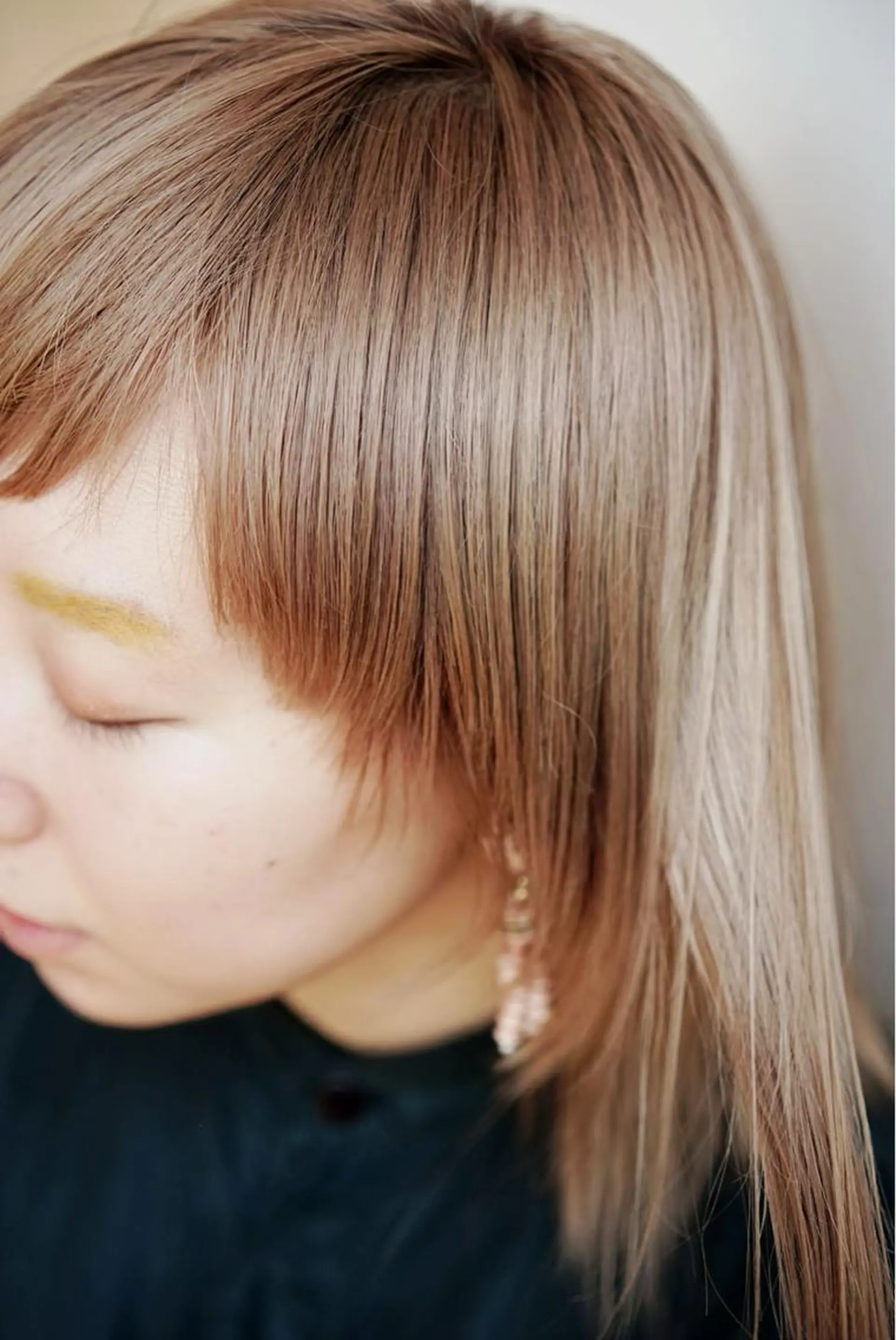 カラー ナガス カズアキのヘアスタイル