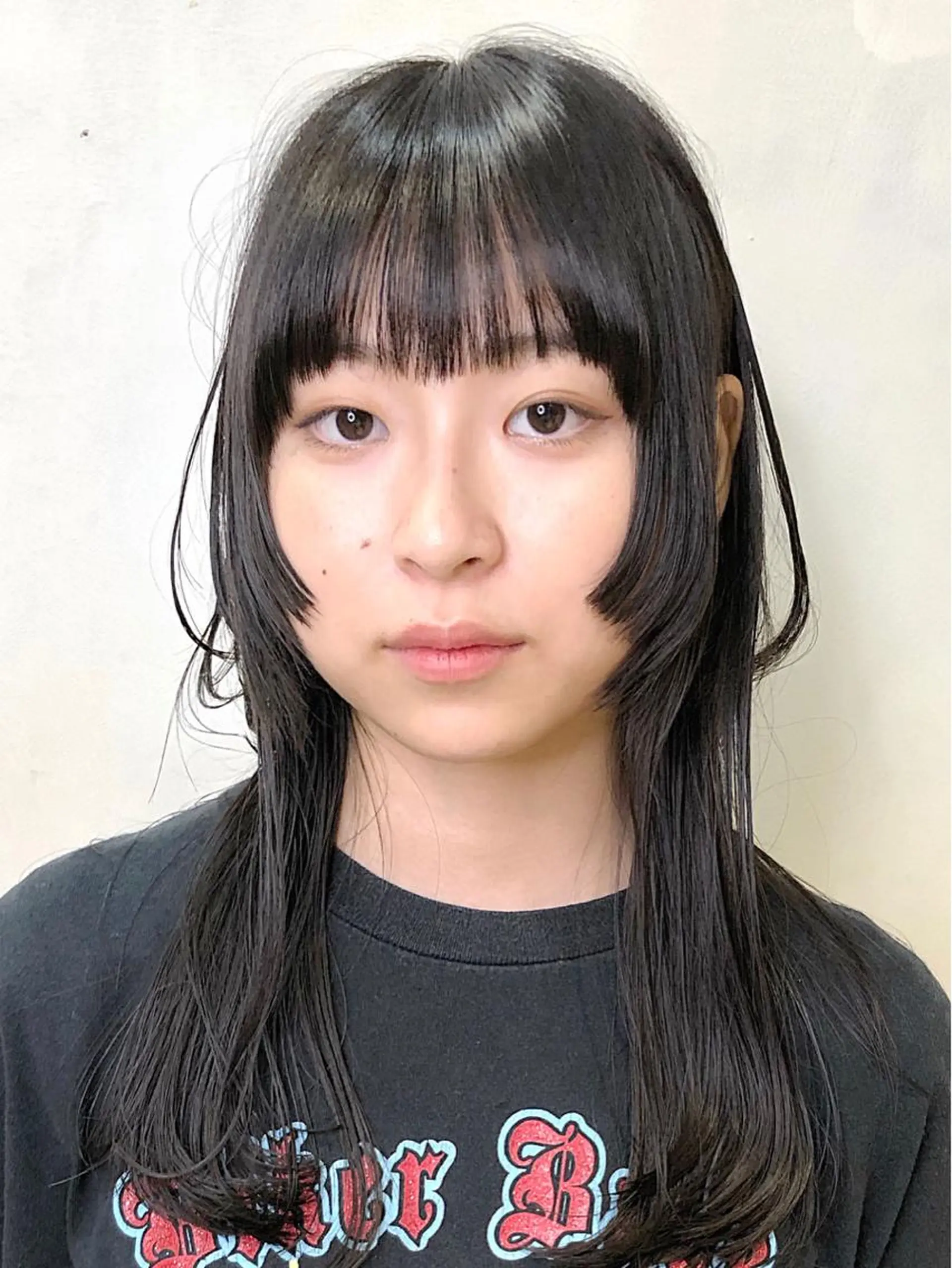 ミディアム カラー 似合わせカット ウルフカット カット ヘアカラー トリートメント ブリーチ🪡 ボブ🧶レイヤーのヘアスタイル