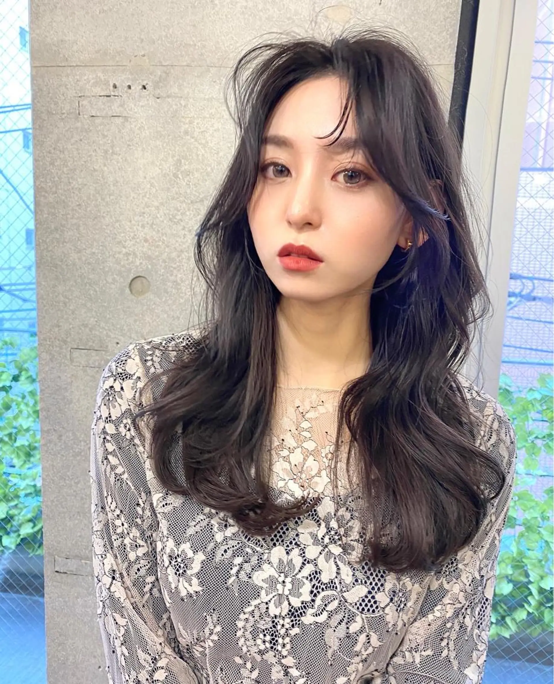 ロング カラー 黒髪 グレーブラック エギョモリ 韓国風ヘア 似合わせレイヤー 🇰🇷荒木洋文のヘアスタイル