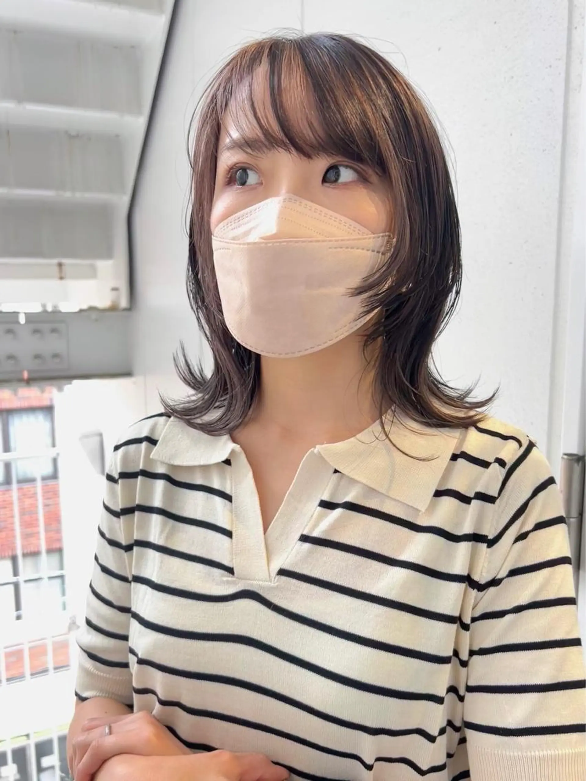 ミディアム カラー 切りっぱなしボブ ショートボブ ミディアムレイヤー ベージュカラー ブリーチ ヘアカラー トリートメント 蔵前 デザインカット KOBAYASHIのその他イメージ