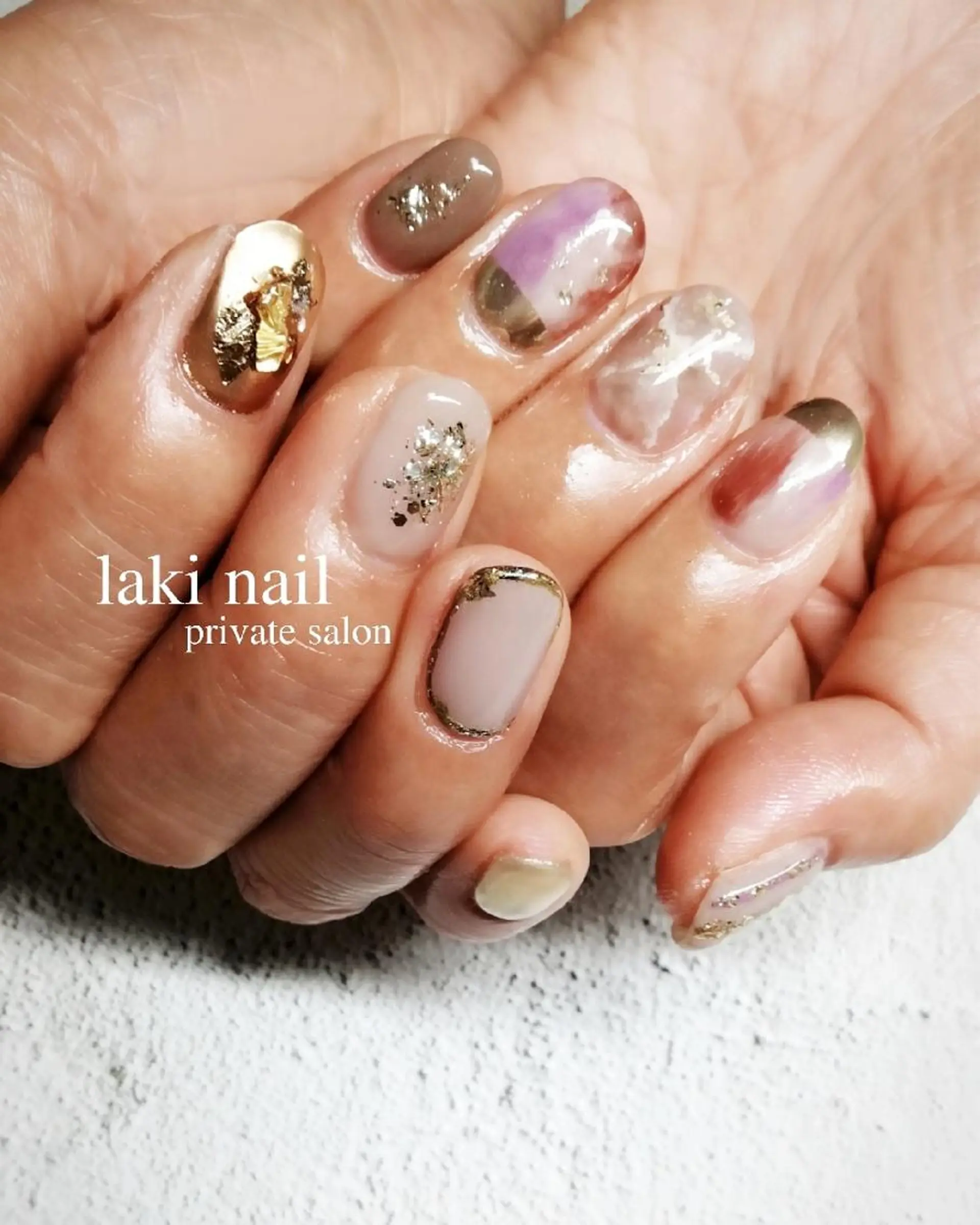 ショート ネイル 大理石ネイル(マーブル) ミラーネイル ニュアンスネイル ハンドネイル by lakiのネイルデザイン