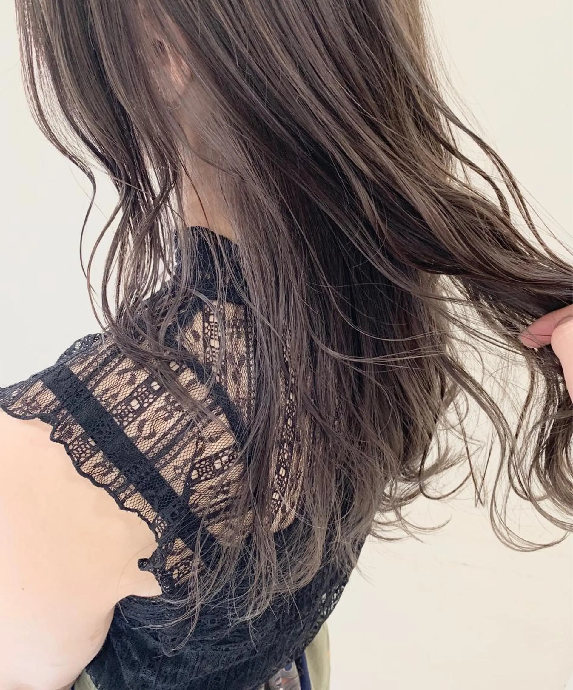 カラー グレージュ ヘアカラー トリートメント 窪田 椋介のヘアスタイル