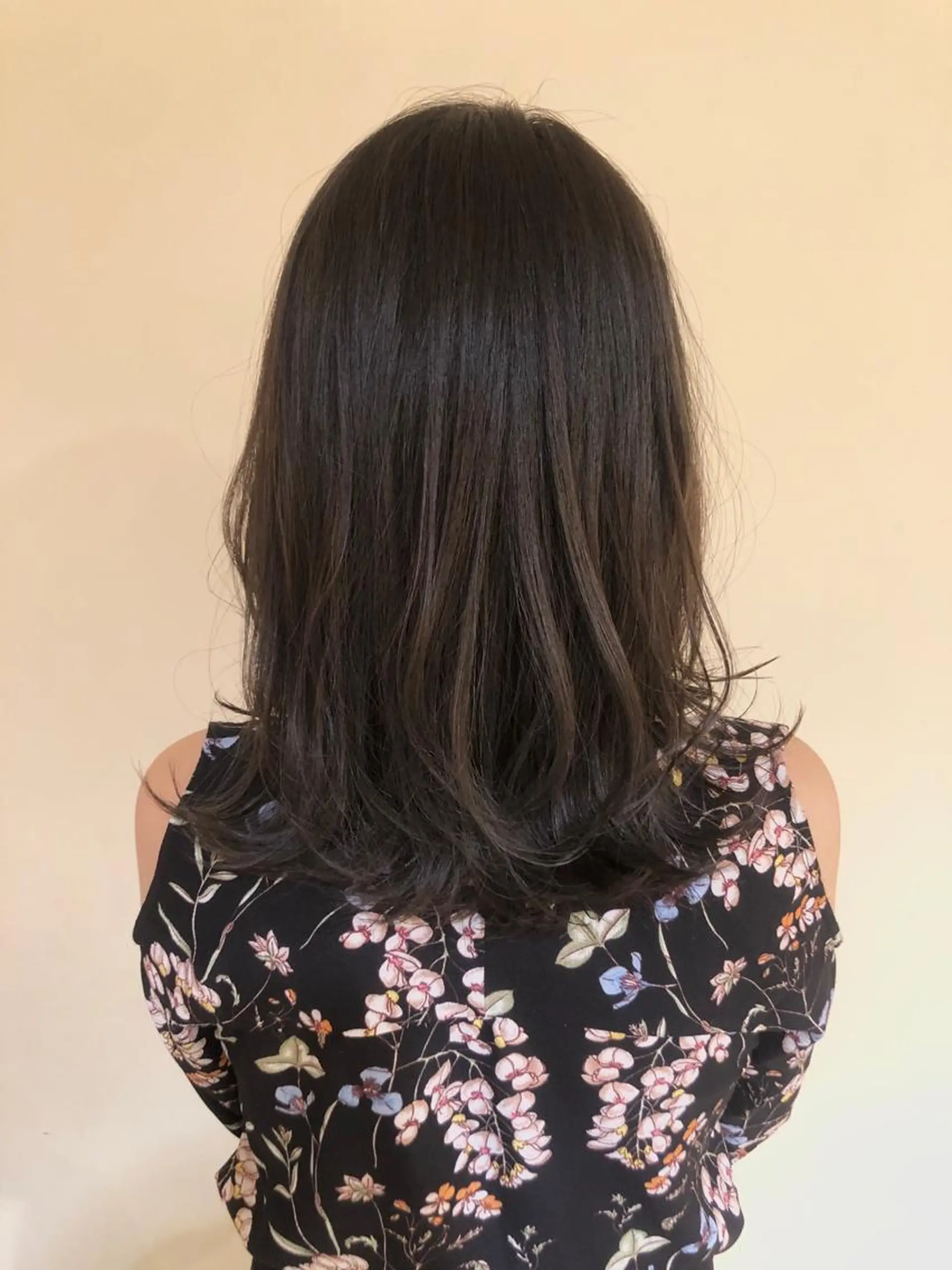 ミディアム カラー カット ヘアカラー マンツーマン半個室 tamuraのヘアスタイル