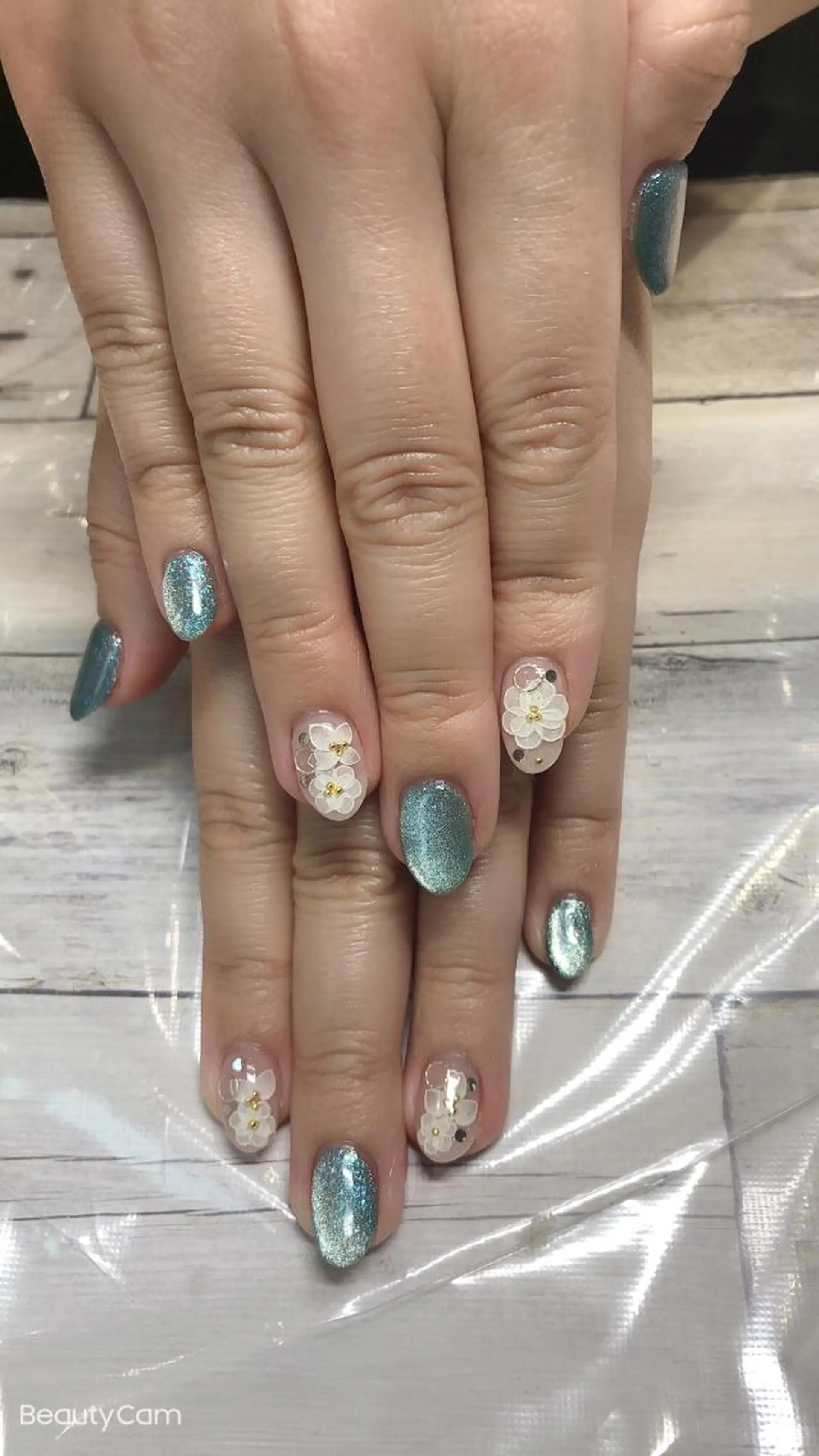 ネイル ✨アン ミユ✨のネイルデザイン