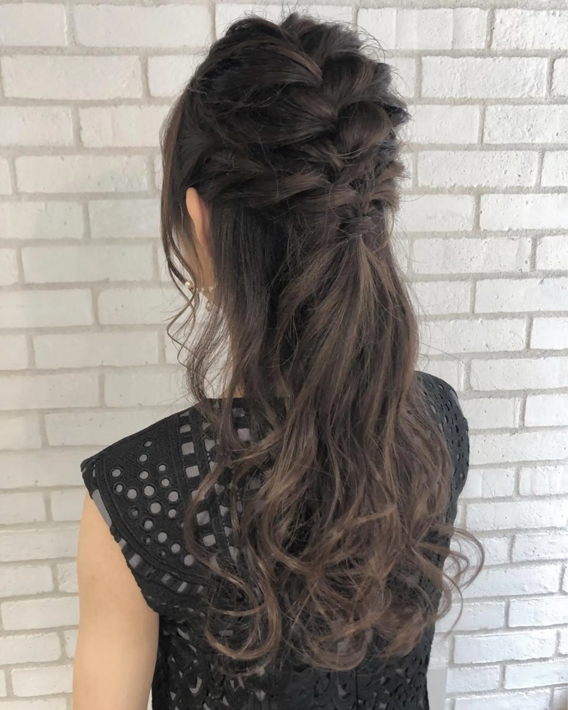 ロング ヘアアレンジ 小島 侑衣のヘアスタイル