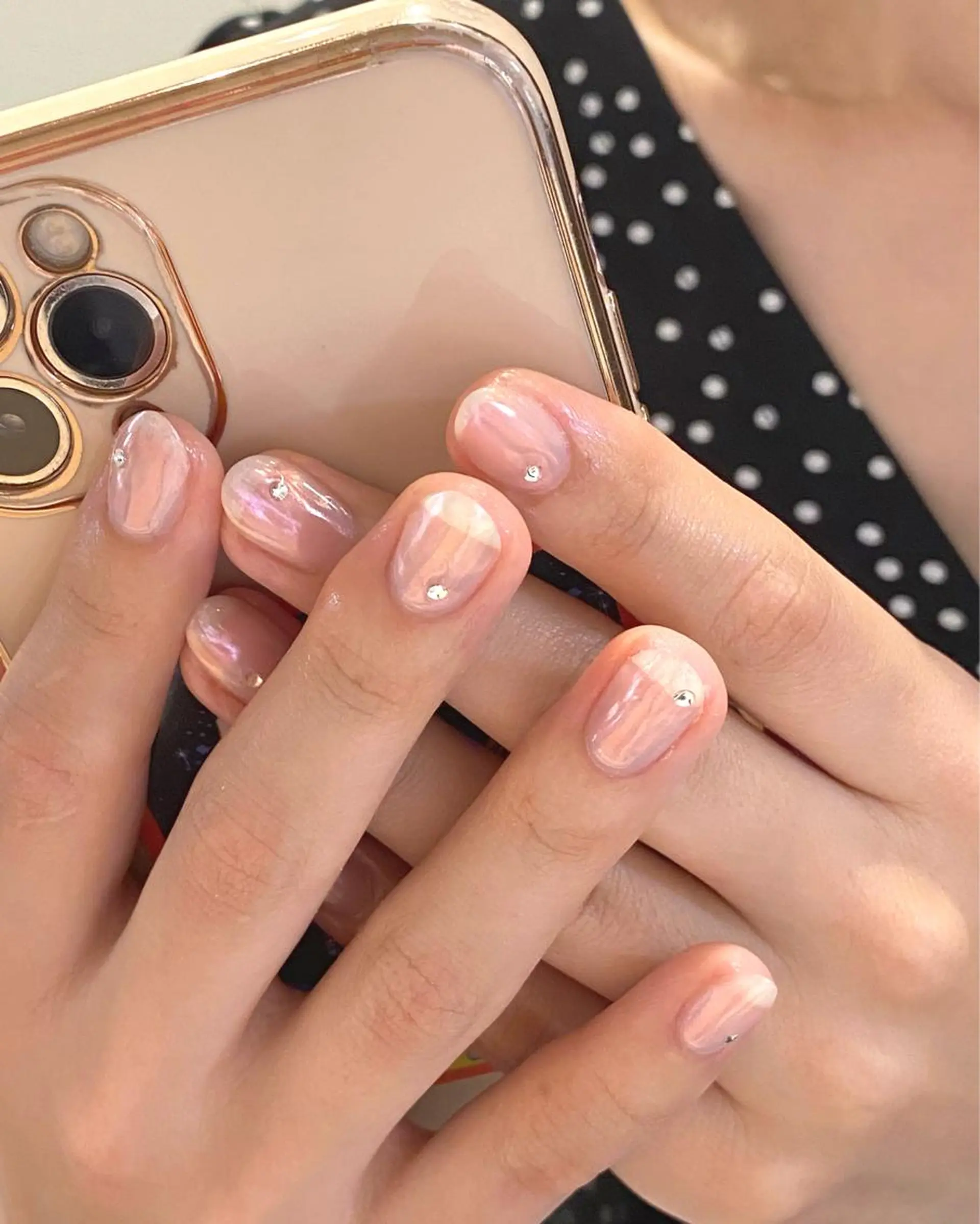ネイル オーロラネイル ストーンネイル ハンドネイル Ann nailのネイルデザイン