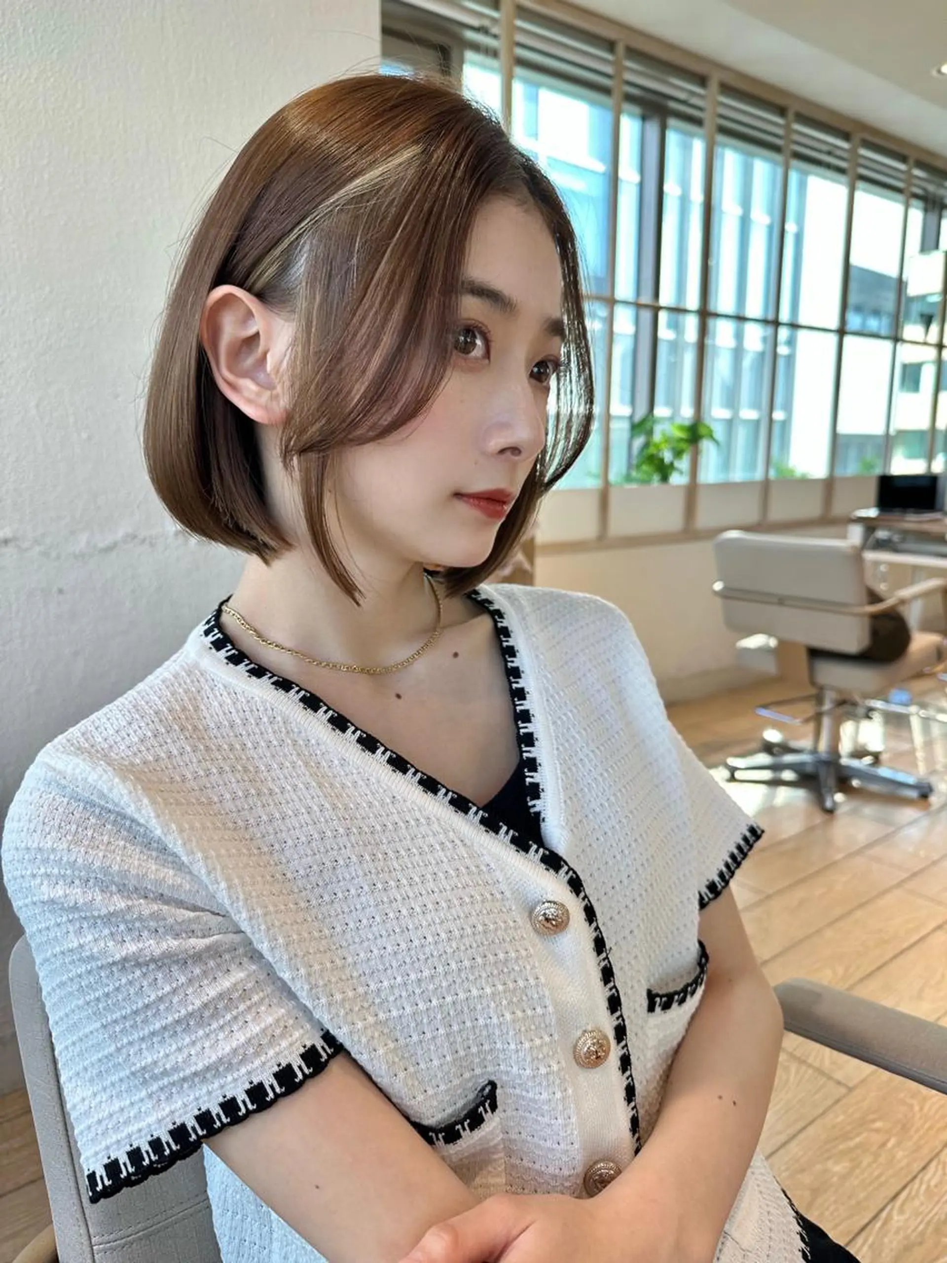 ミディアム 切りっぱなしボブ ショートボブ ボブ くびれヘア タンバルモリ 市原 大翼のヘアスタイル