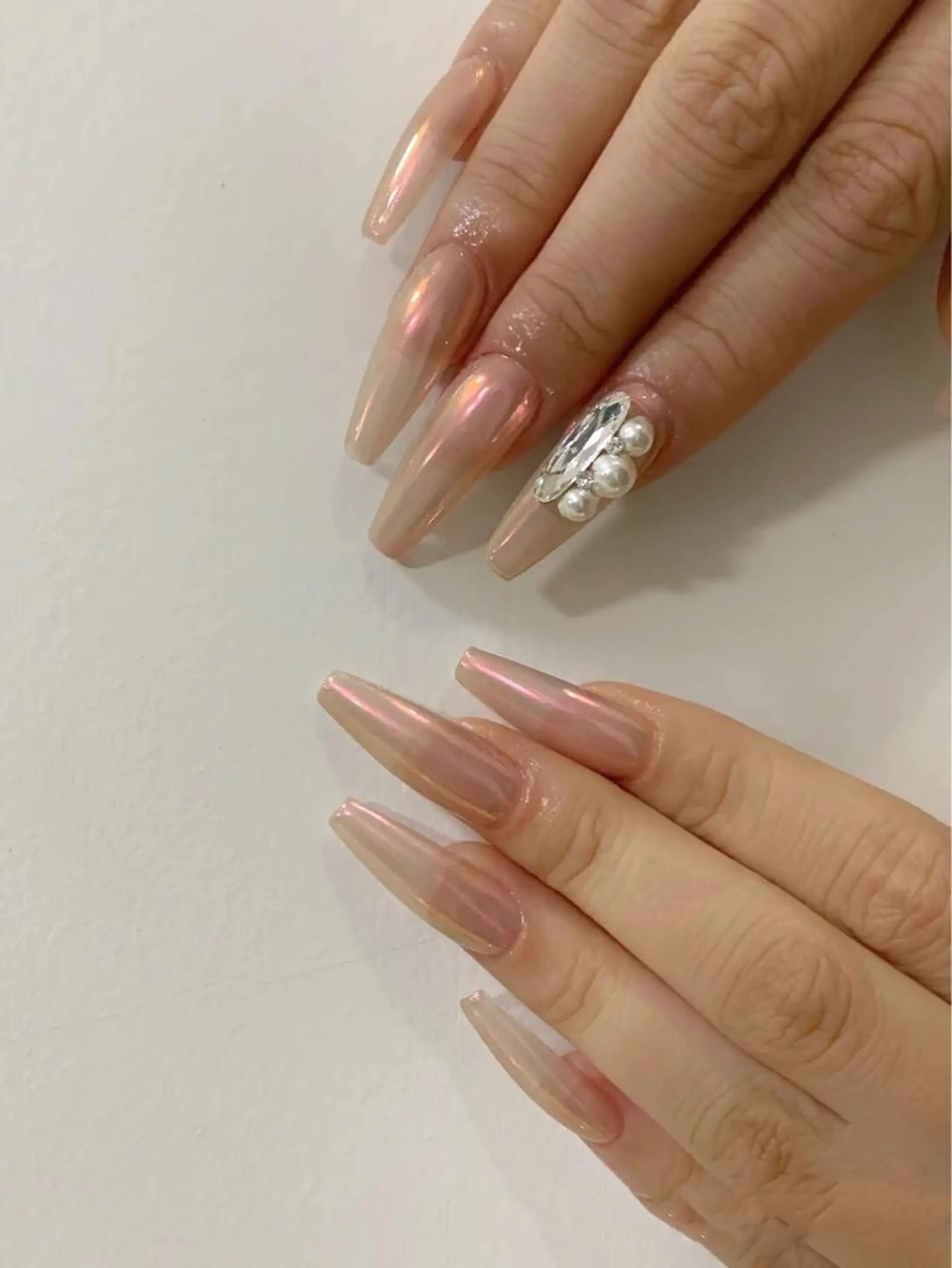 ネイル ハンドネイル MoonNail ユリ🌸のネイルデザイン