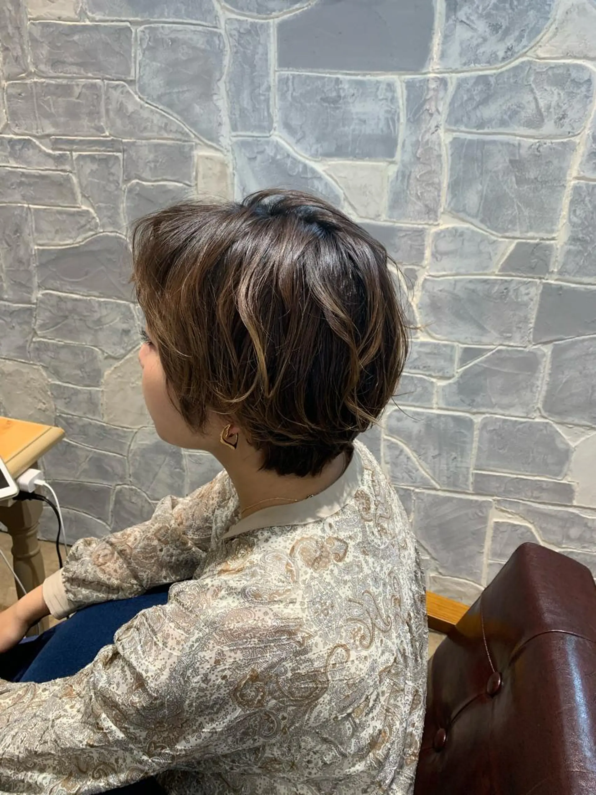 ショート カット ヘアカラー トリートメント 嶋崎 啓人のヘアスタイル