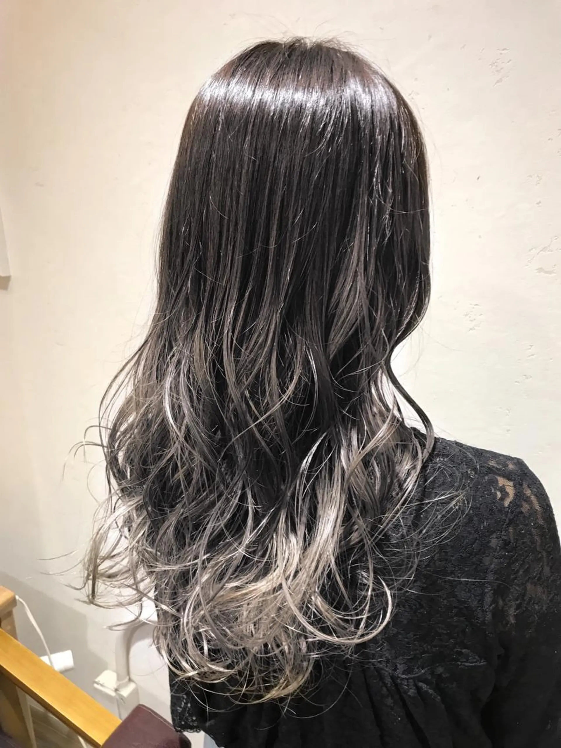 ロング カラー パーマ ヘアアレンジ メンズ キッズ ネイル マツエク・マツパ グラデーションカラー イルミナカラー グラデーション ヘアカラー バレイヤージュ/ 髪質改善/渡邉悟🌱のヘアスタイル
