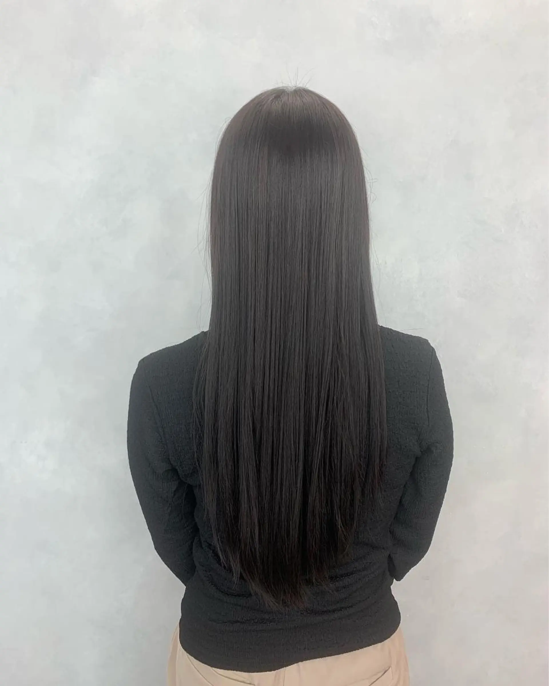 カラー 黒染め落とし ムラ修正　ハイトーンのヘアスタイル