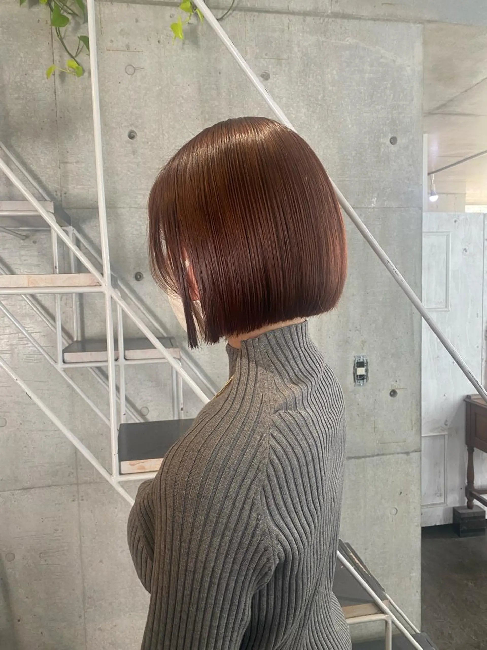 ショート カラー パーマ ヘアアレンジ メンズ キッズ ネイル マツエク・マツパ アイブロウ モリモト サナのヘアスタイル