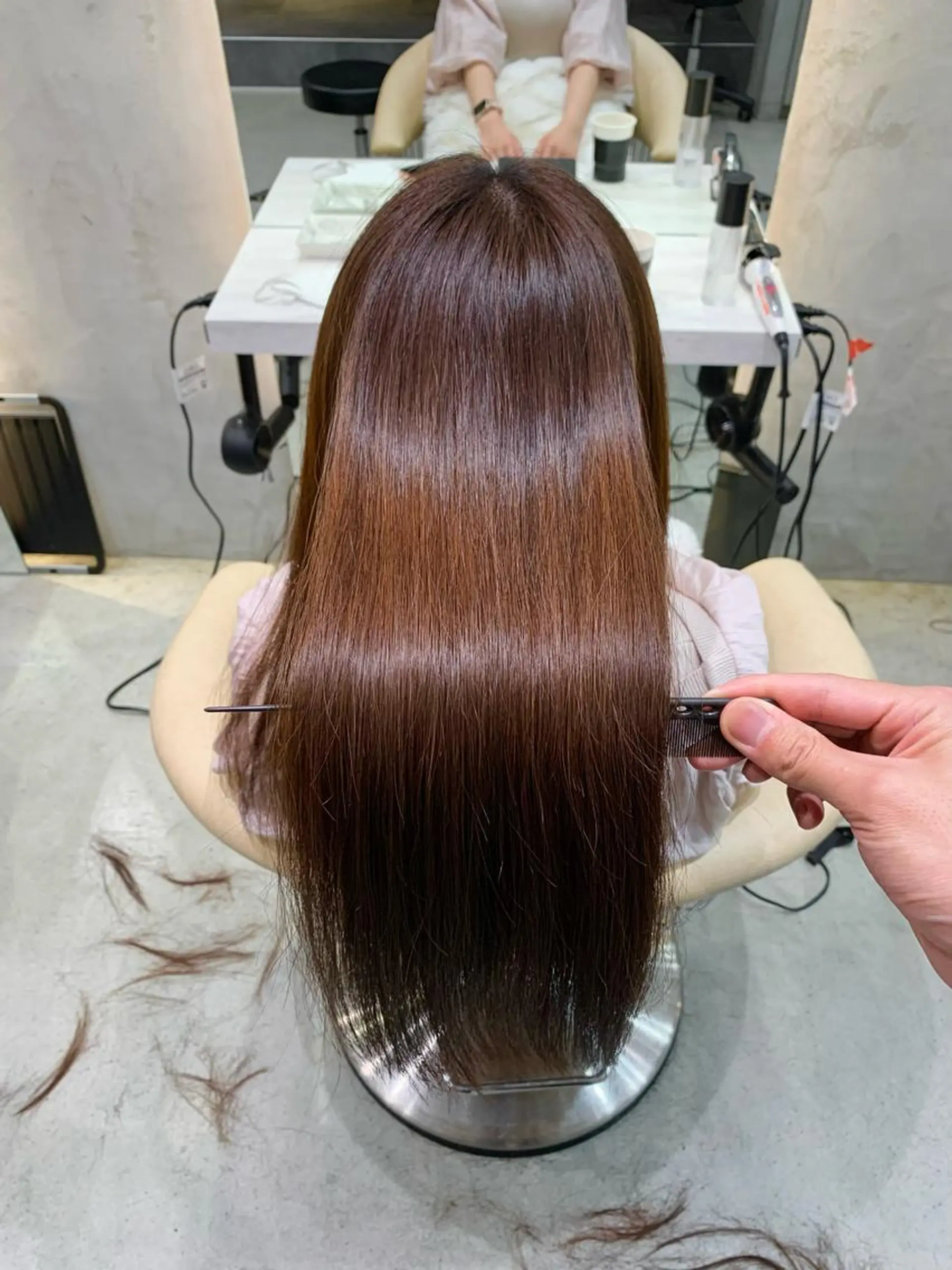 ロング カット 縮毛矯正 トリートメント ✨コテ巻き風パーマ ✨川合佑哉のヘアスタイル