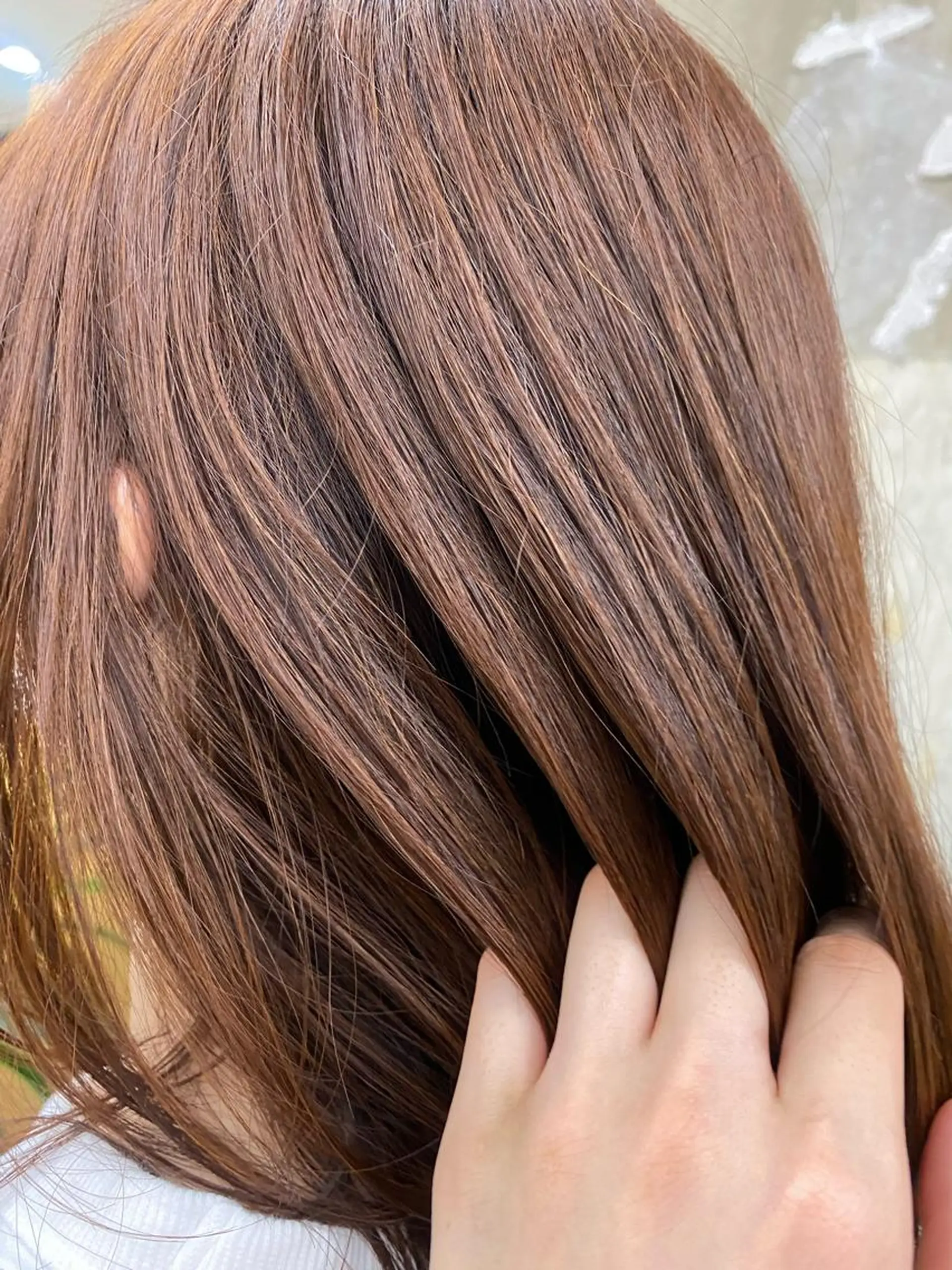 カラー ブラウンカラー オレンジ オレンジブラウン KVELL ユナのヘアスタイル