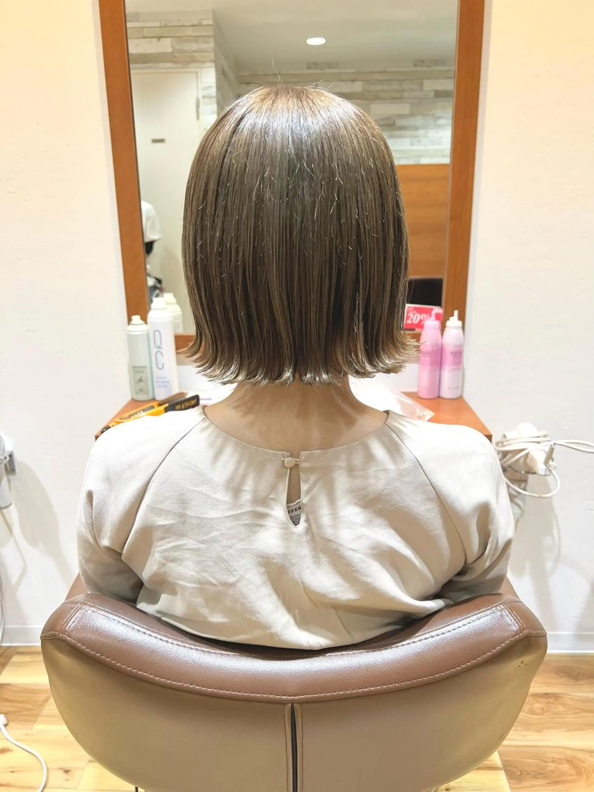 ショート カラー 蓮見  友里のヘアスタイル