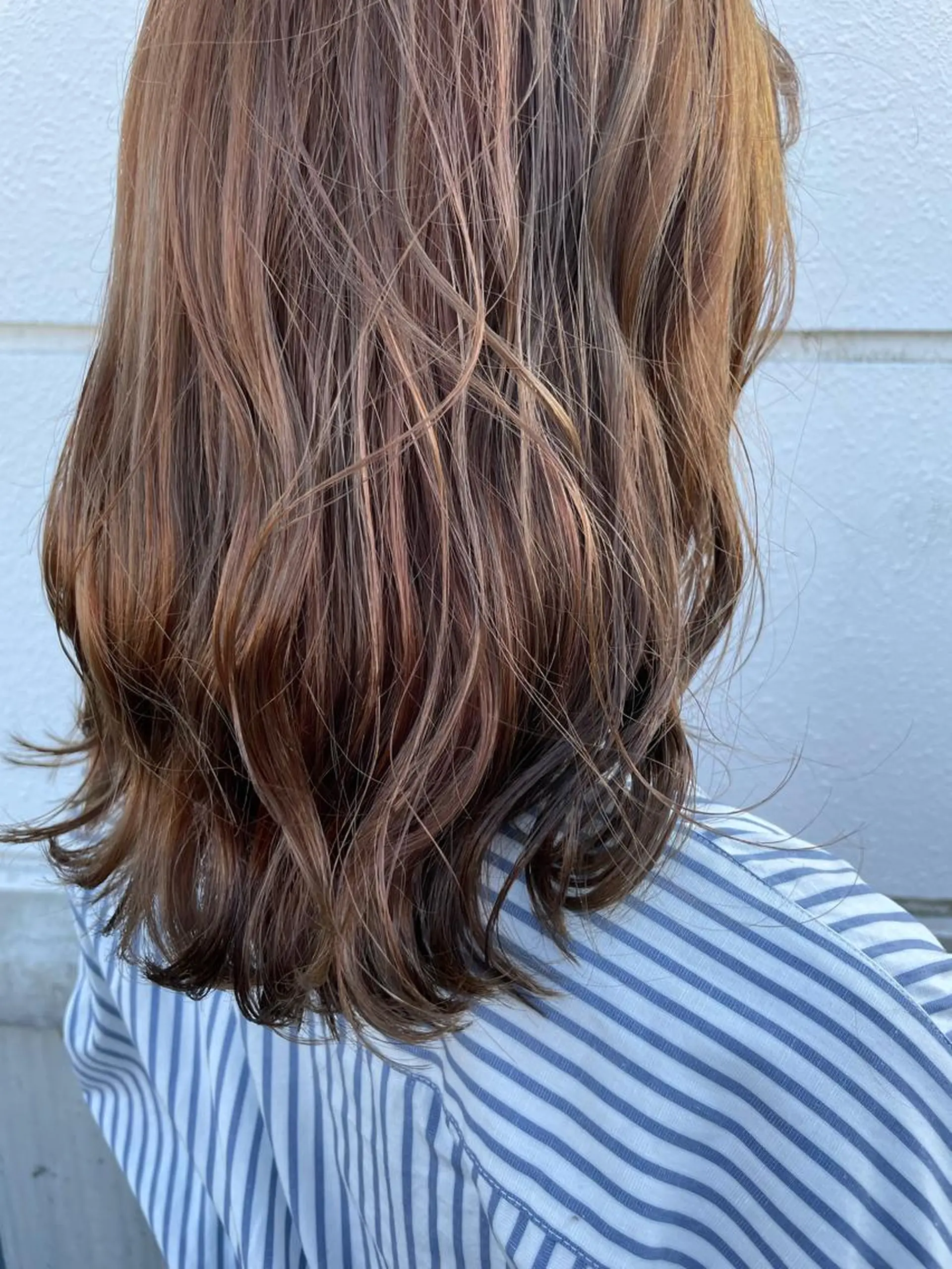 ミディアム カラー ブラウンカラー オレンジ オレンジブラウン カット ヘアカラー トリートメント ワタナベ テルマサのヘアスタイル