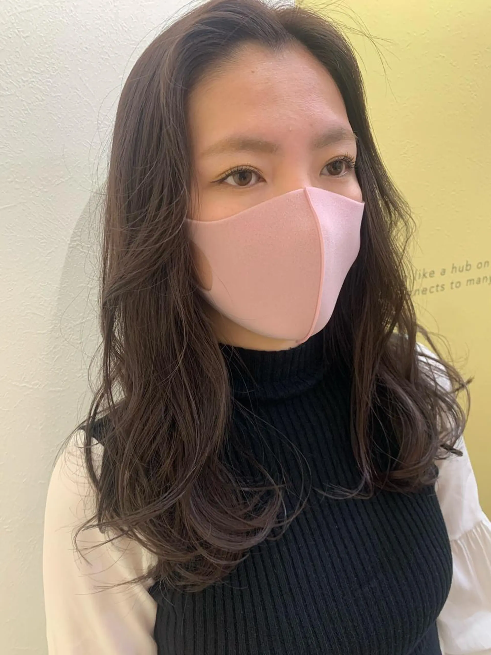 セミロング カラー ベージュカラー 透明感カラー ラベンダーカラー ラベンダーベージュ カット ヘアカラー トリートメント hub hair レイヤー/透明感のヘアスタイル