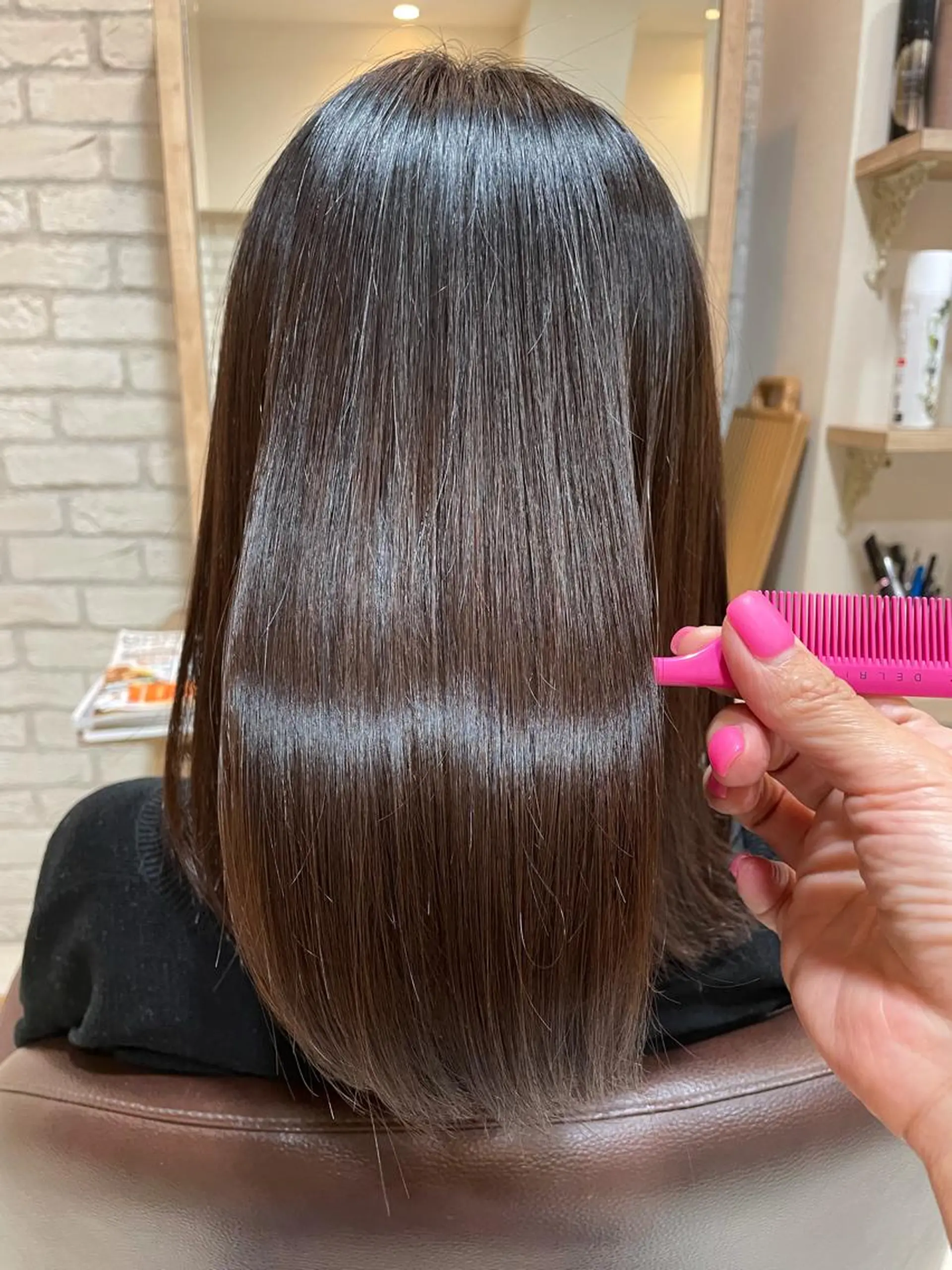 セミロング 髪質改善 清水 有実子のヘアスタイル