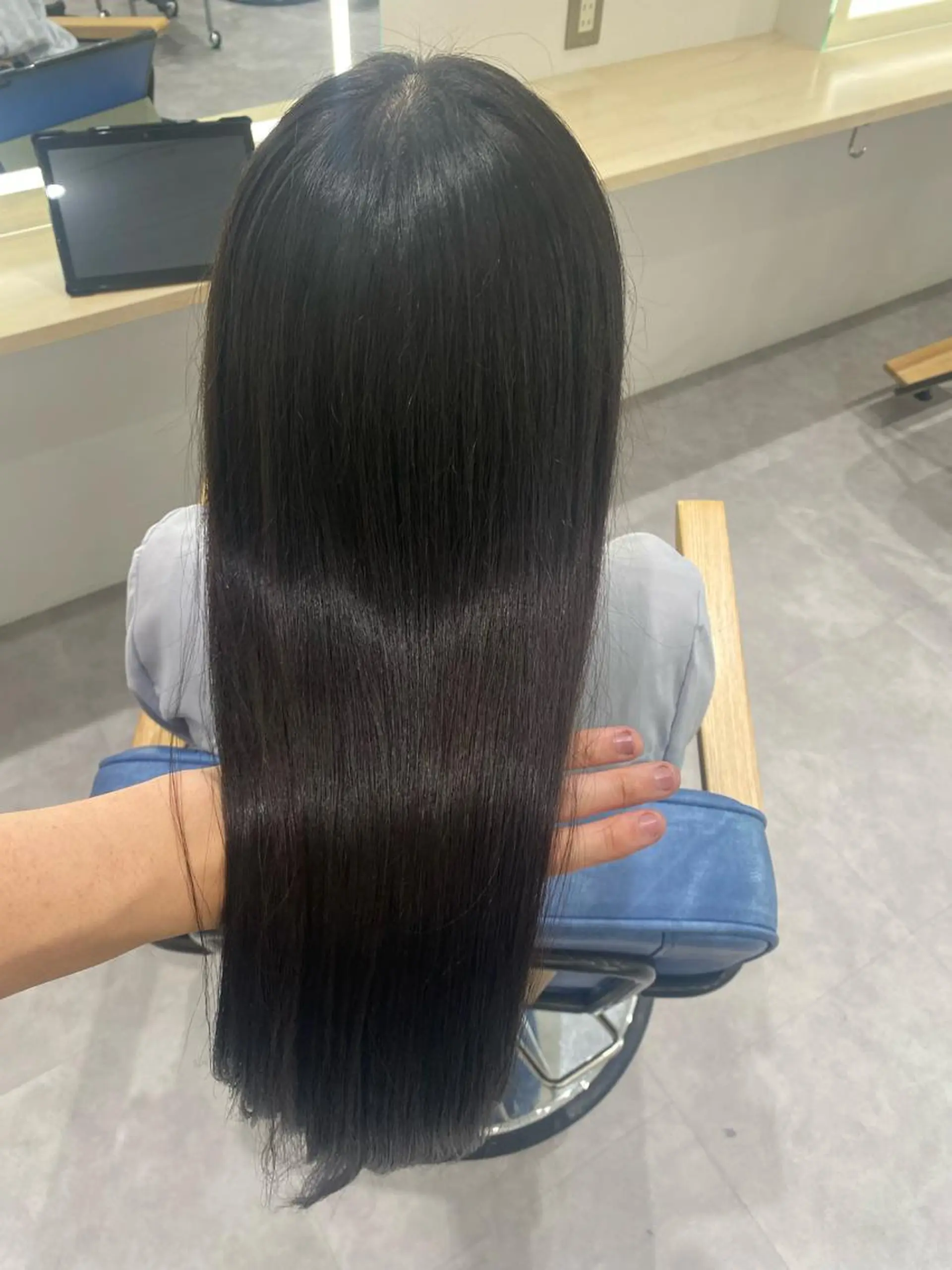 ロング EleRe さくやのヘアスタイル