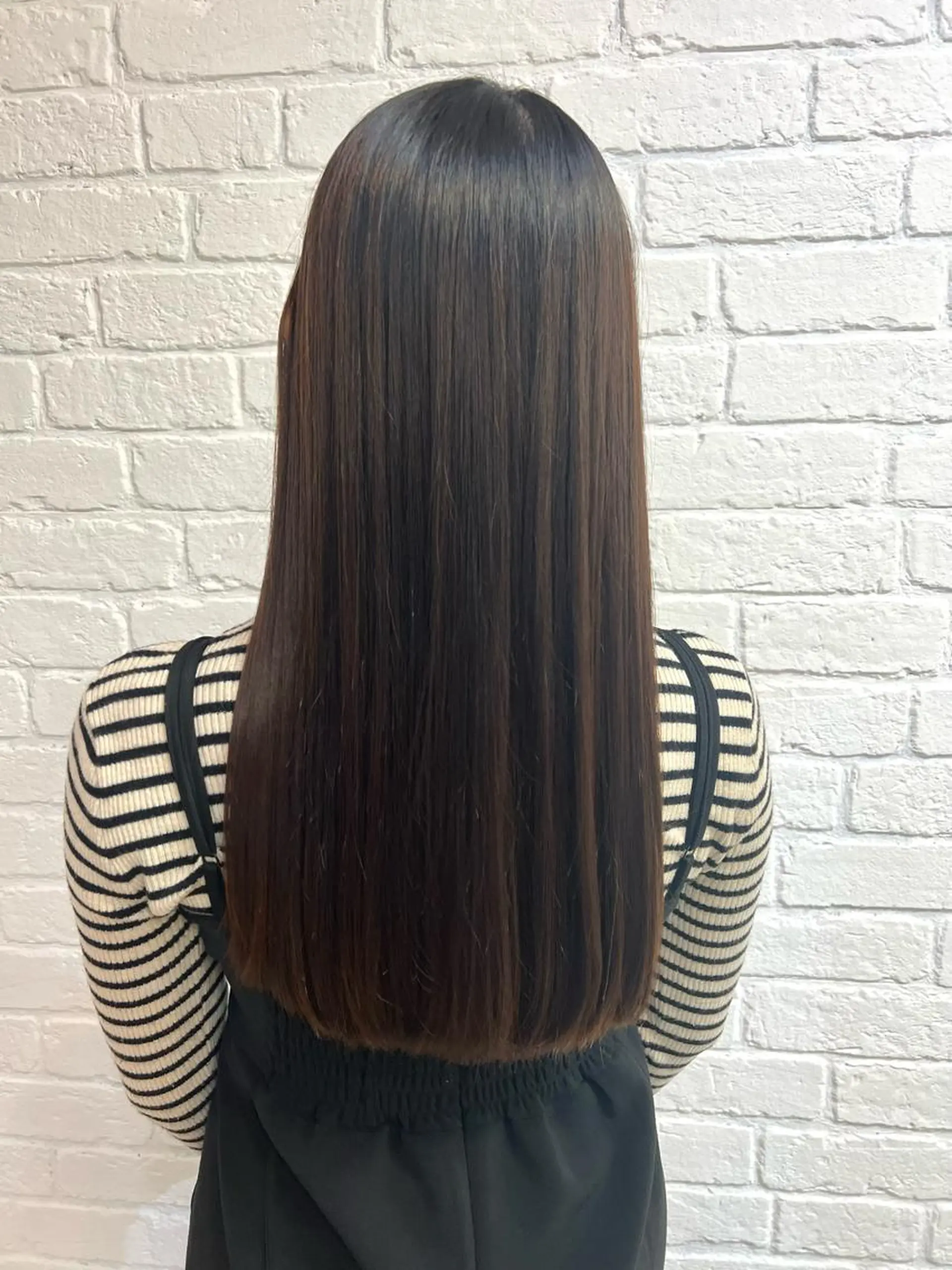 ロング パーマ ストレートパーマ 艶髪専門美容師🏄 kazuレスlessのヘアスタイル