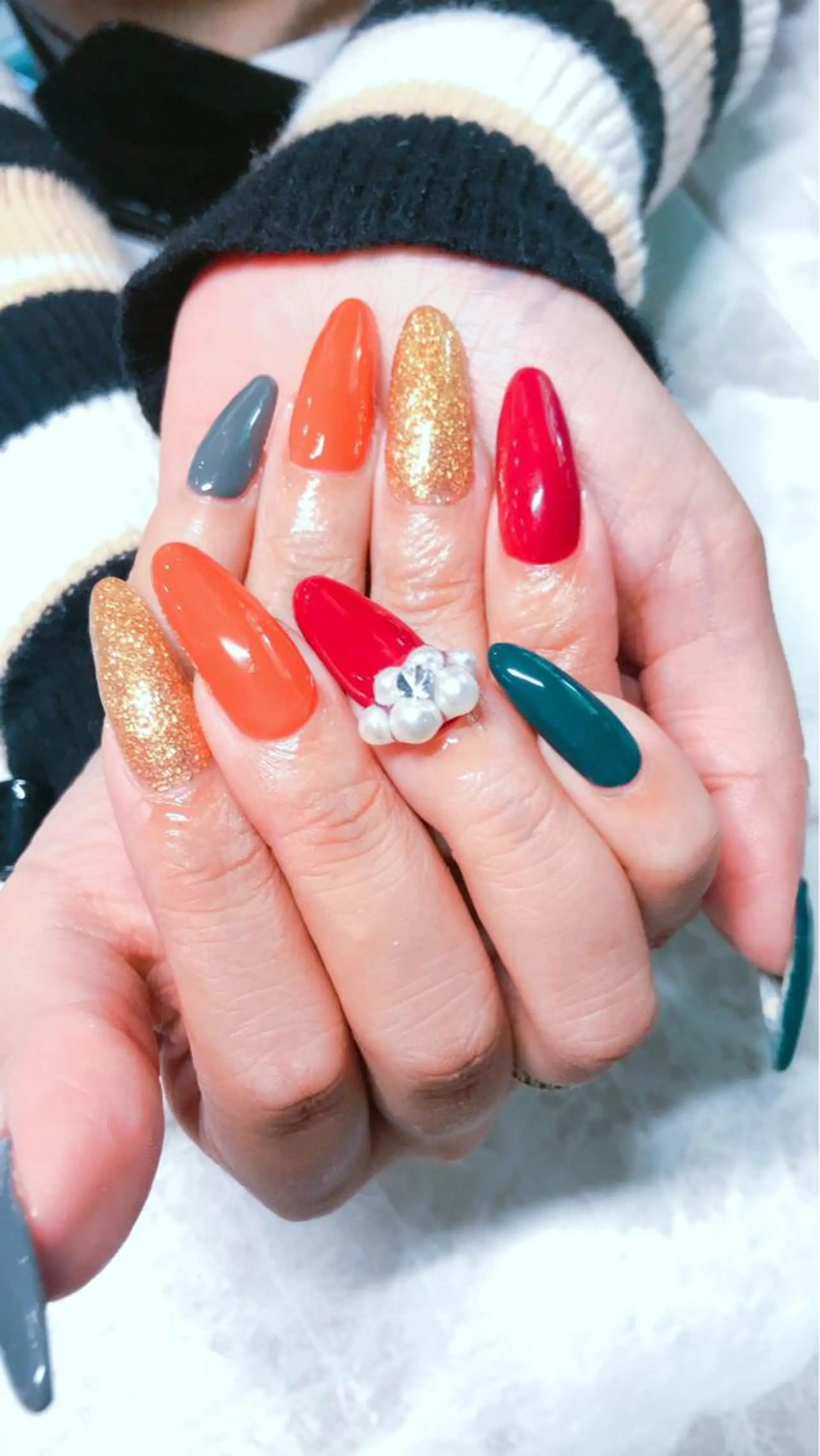 ネイル KOLLABO nailのネイルデザイン