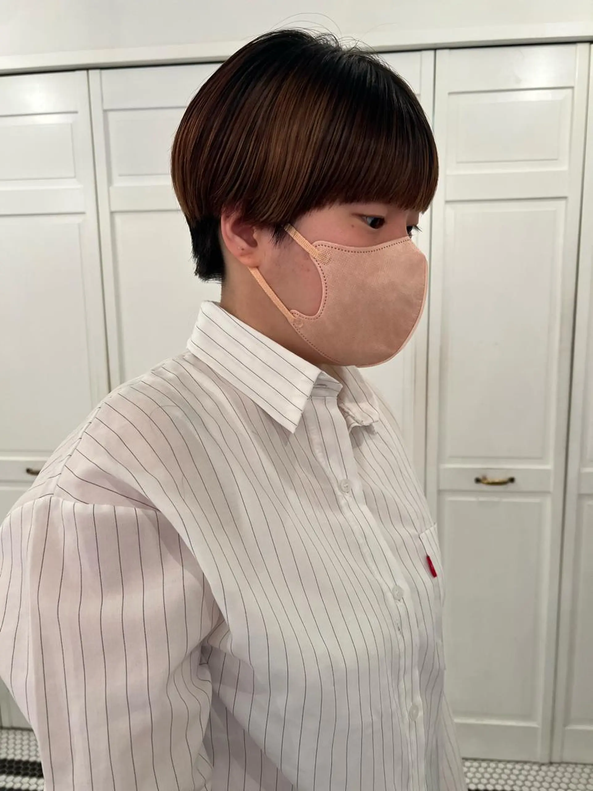 ショート ブリーチカラー🎀 韓国風/寺門美優のヘアスタイル