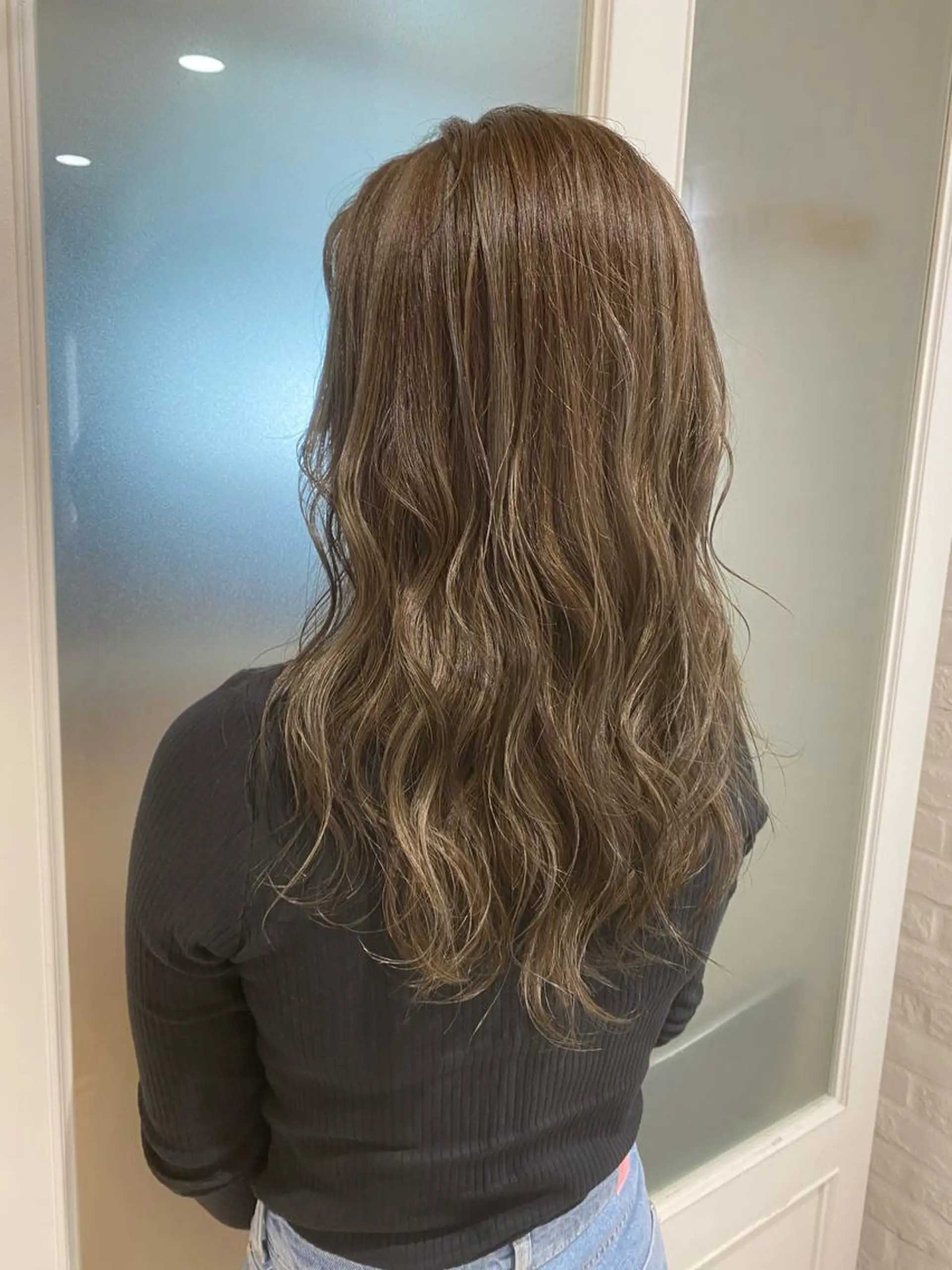 ロング ハイライト ヘアカラー トリートメント 🍀透明感抜群🍀/ ハイトーンカラーのヘアスタイル