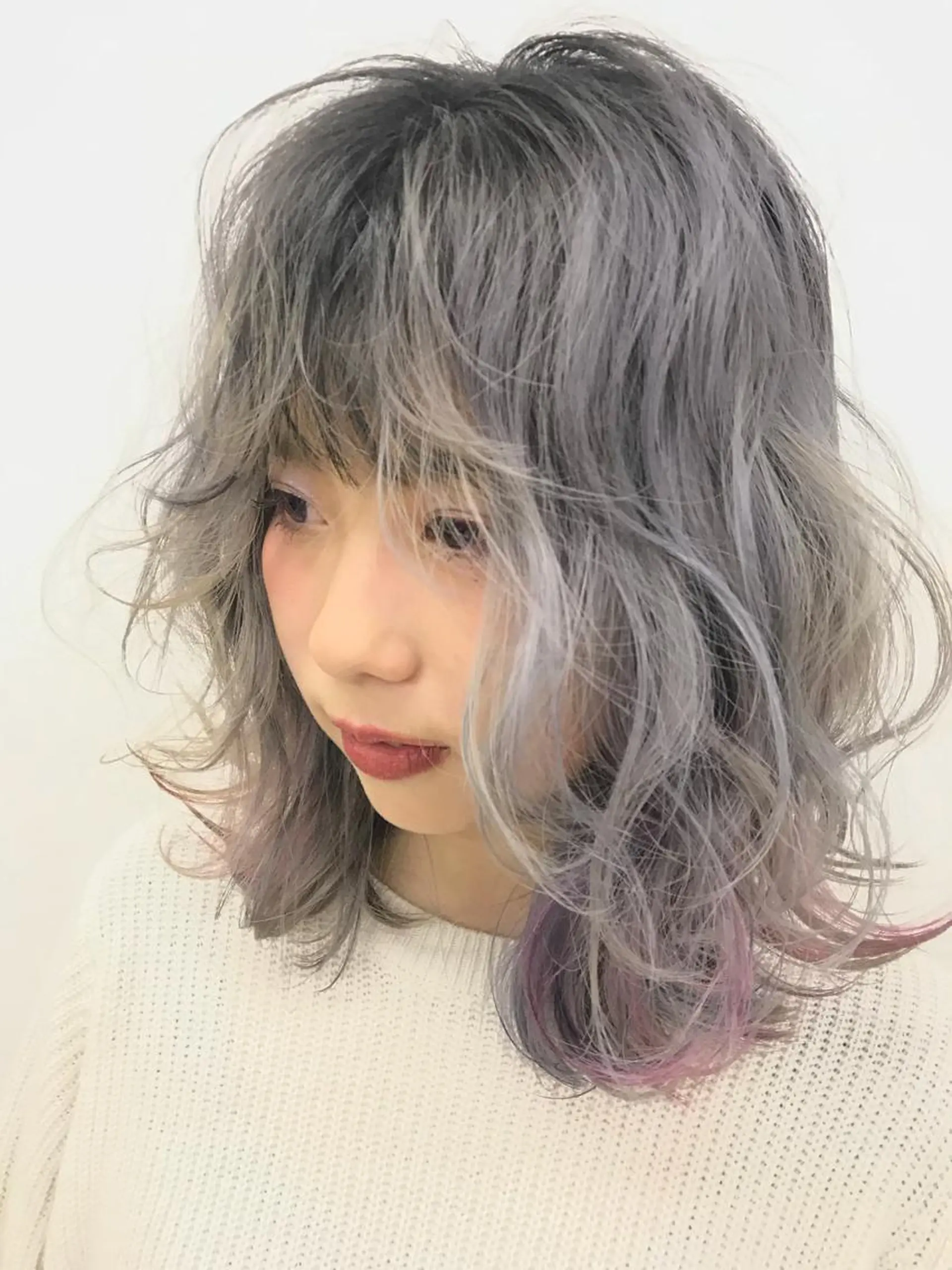 ショート カラー ブリーチ 透明感カラー ハイライトカラー ハイライト BOX mico.のヘアスタイル