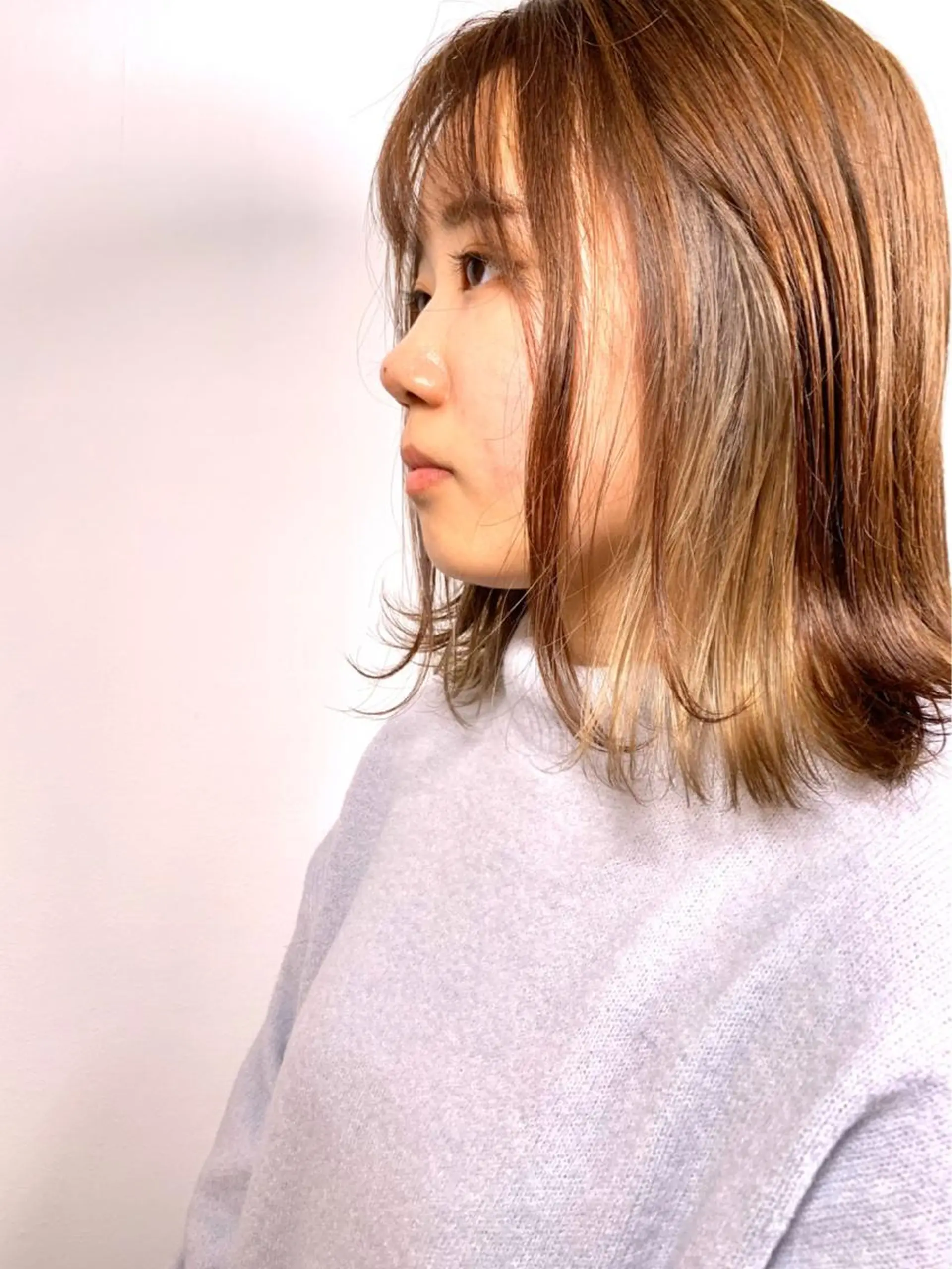 ミディアム カラー よしだ とおいのヘアスタイル