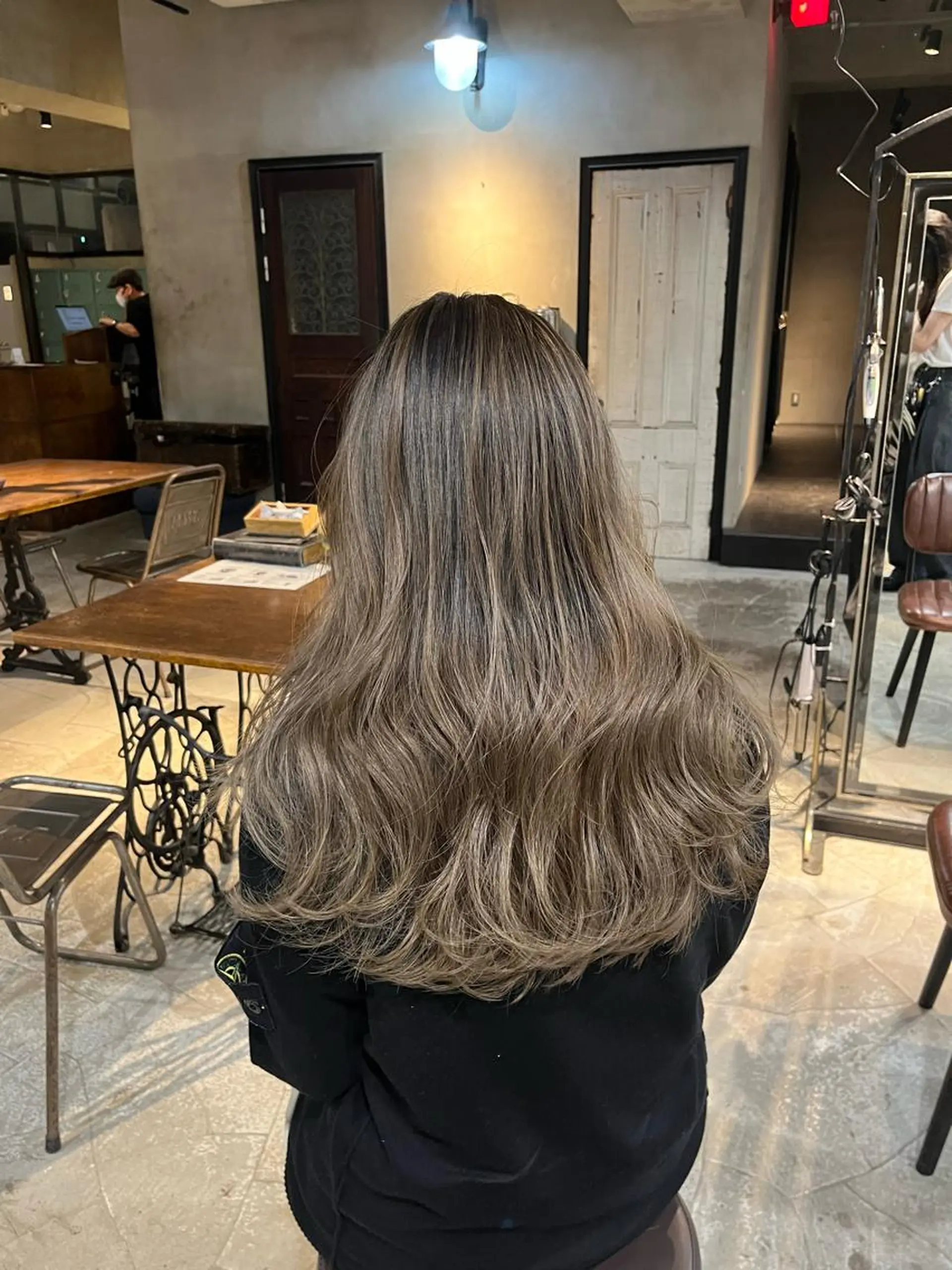 ロング カラー バレイヤージュ レイヤーカット ヘアカラー トリートメント ✨メンズスタイル✨ Daiのヘアスタイル