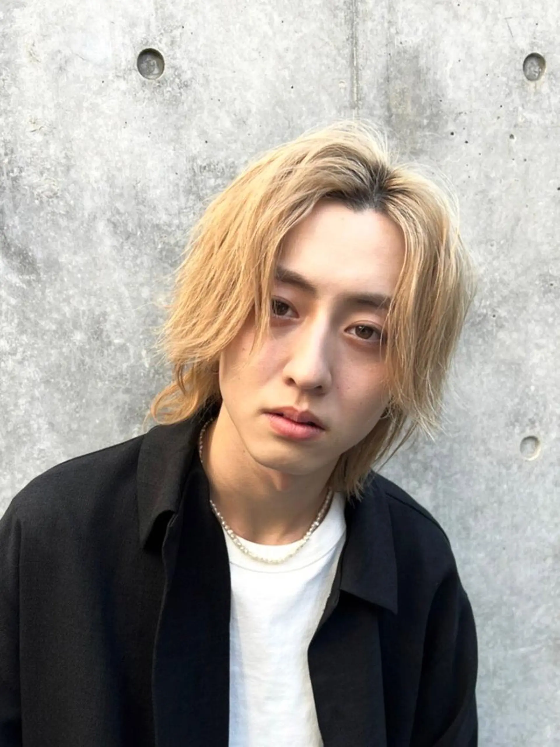 ミディアム カラー ハイトーンを育てる ブリーチカラー/牧原のヘアスタイル