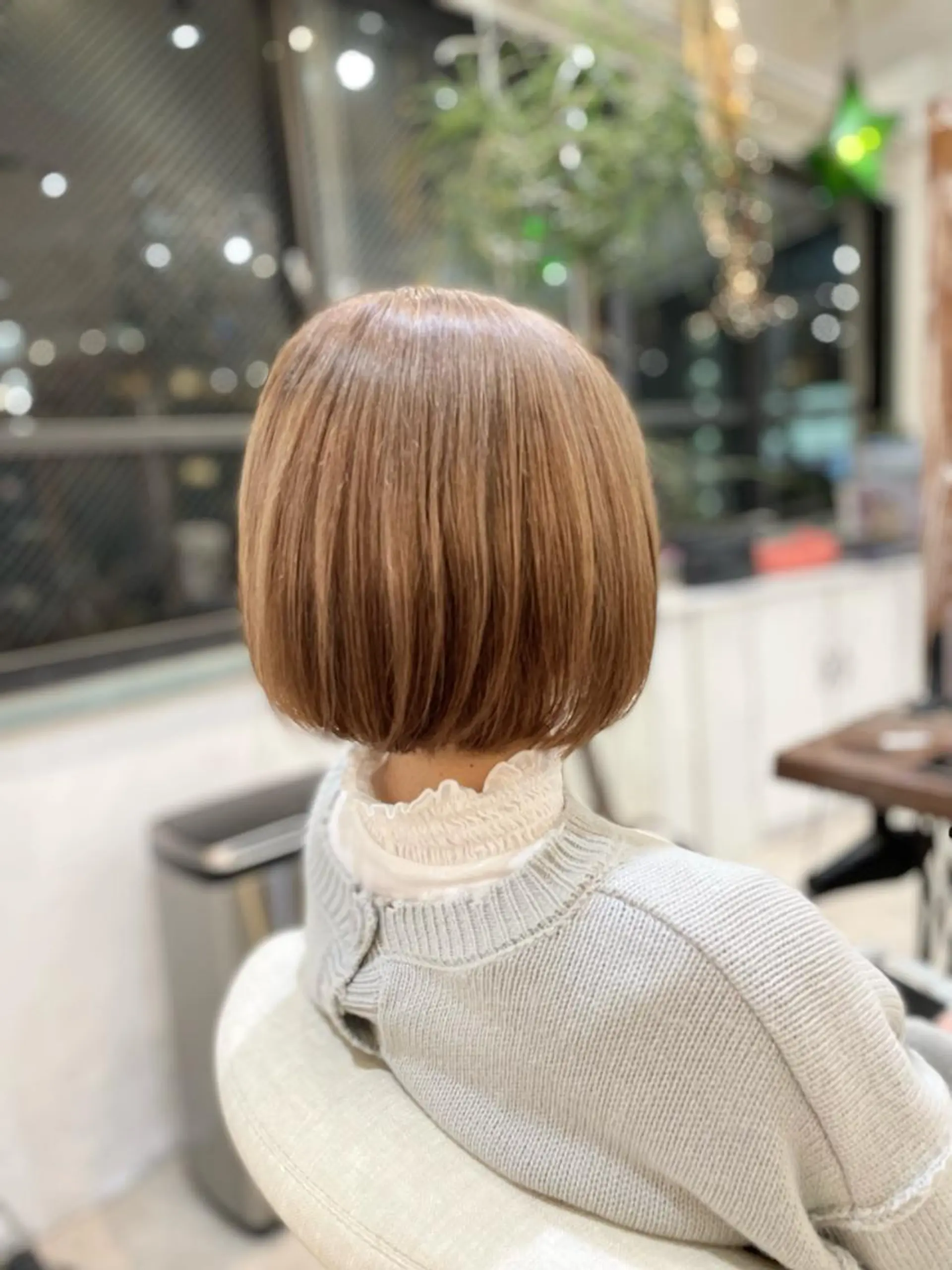 ショート アッシュ ボブ ハイライト カット ヘアカラー 🌱工藤たいかい Lost  Cityのヘアスタイル