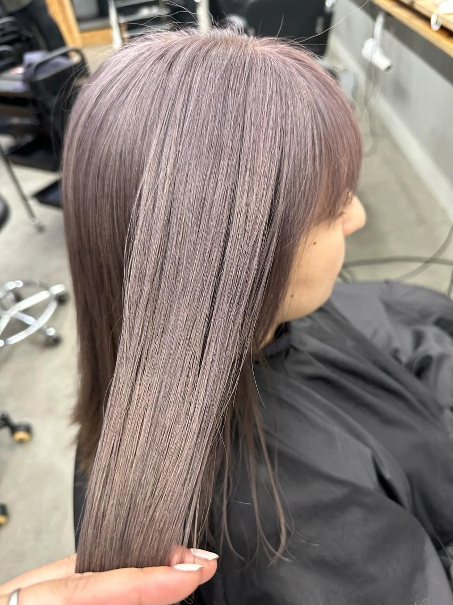 ロング カラー グレージュ ラベンダーカラー ラベンダーグレージュ ラベンダーグレー N/デザインカラー 🌿ナギのヘアスタイル