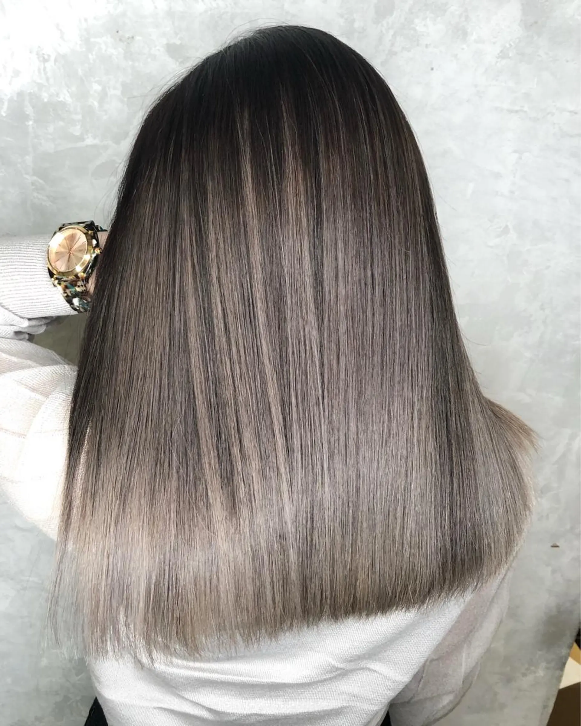 ミディアム カラー ヘアアレンジ ヘアカラー トリートメント 遠藤 拓馬のヘアスタイル