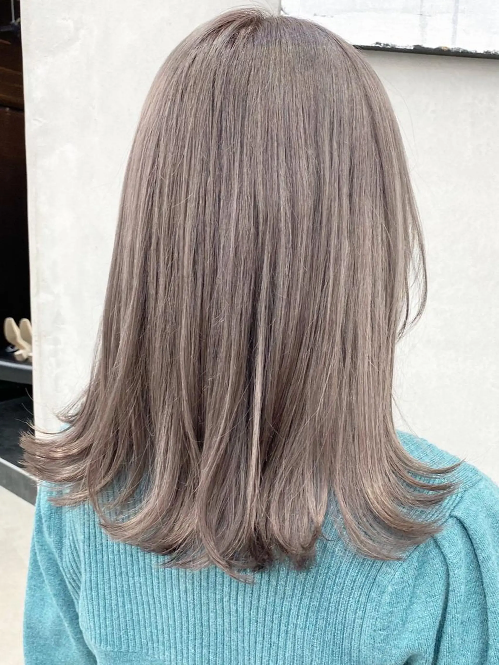 カラー ブリーチ グレージュ ブリーチダブルカラー 【koide】のヘアスタイル