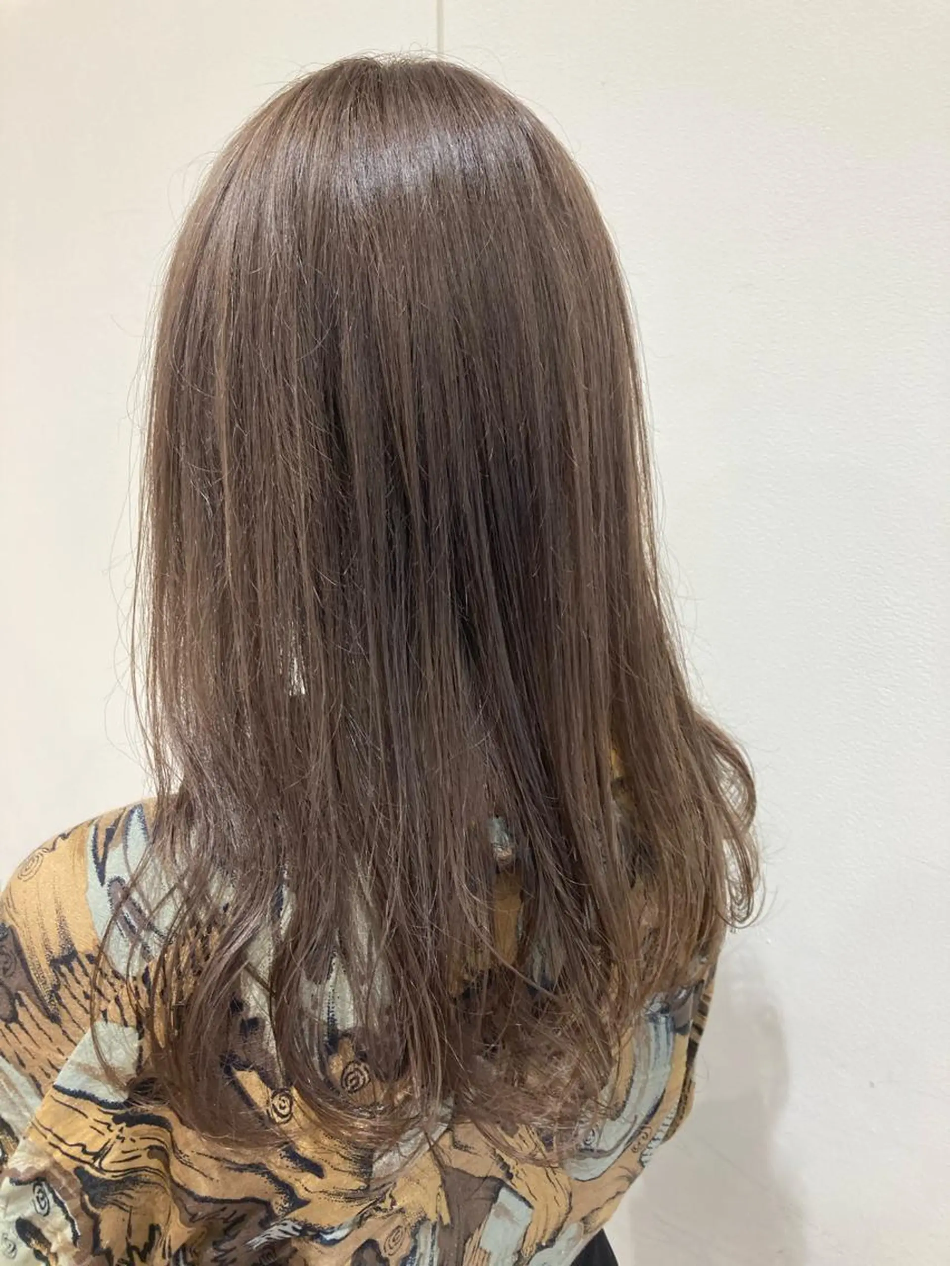 カラー ブリーチ グレージュ むらたみずき /大宮ボブ、ショートのヘアスタイル