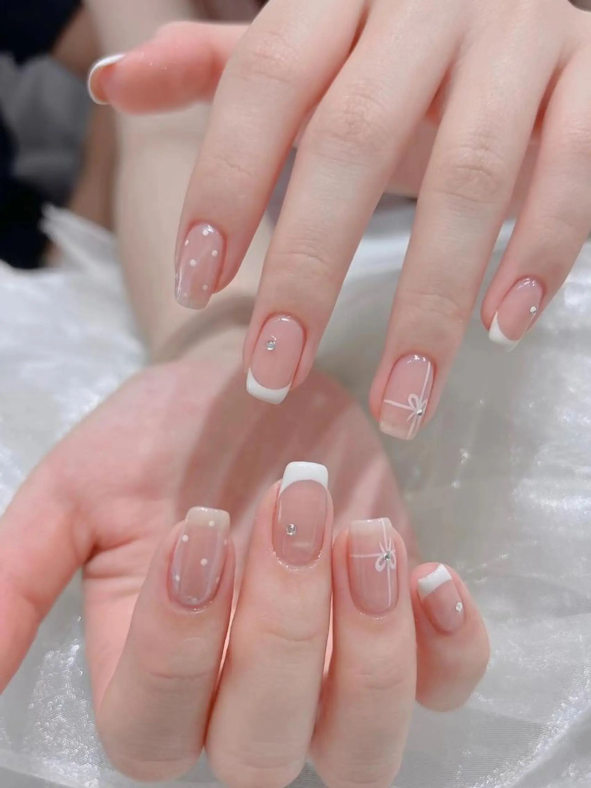 ネイル ハンドネイル RAFFINE haru🦋🩵のネイルデザイン