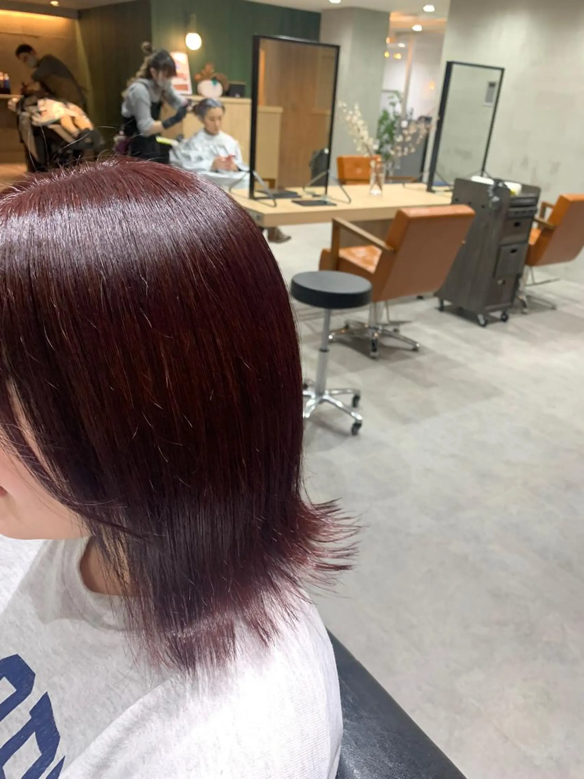 ミディアム lena🎀 透明感カラー/韓国風のヘアスタイル