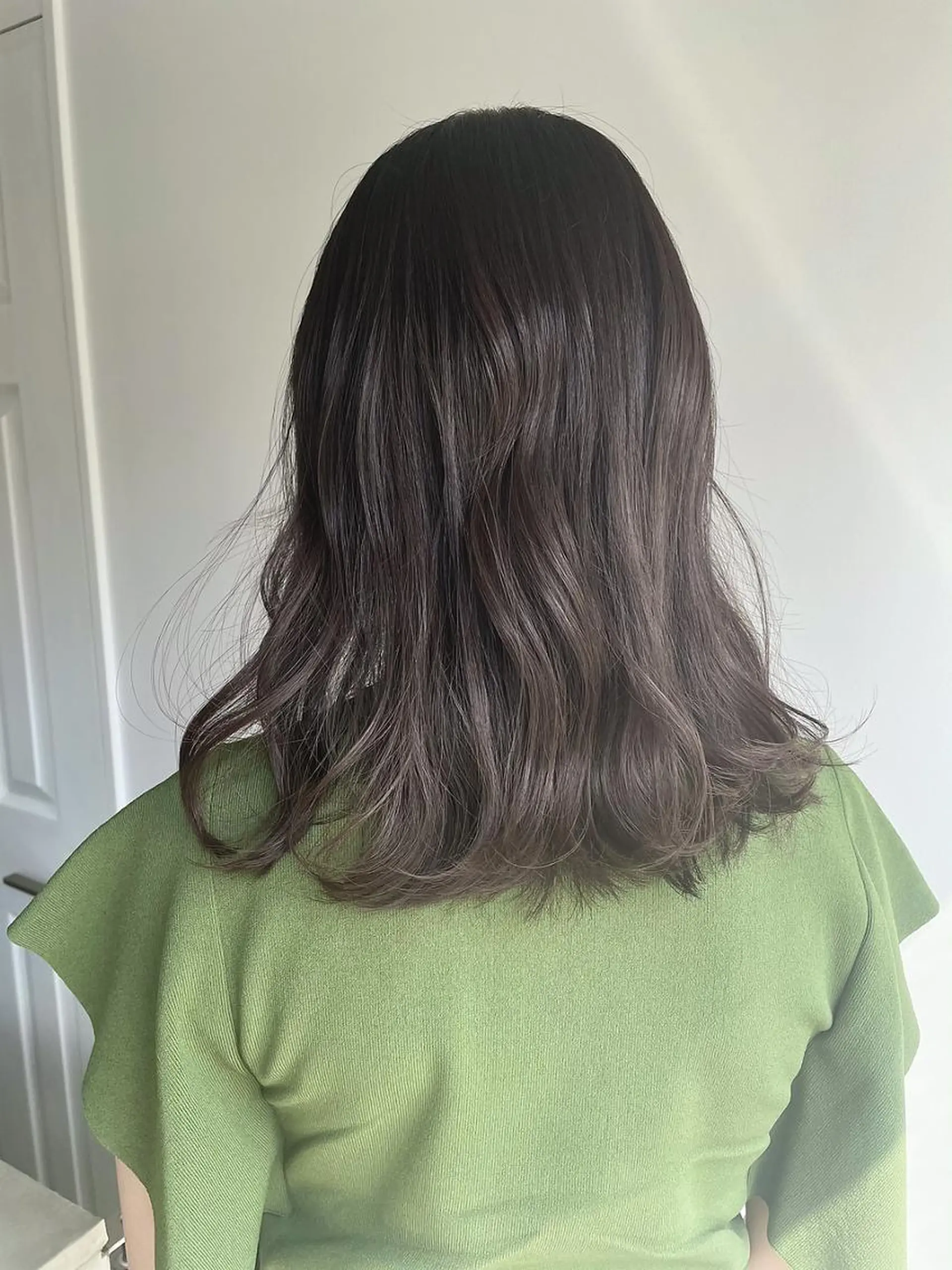 ミディアム カラー パーマ ミディアムパーマ バレイヤージュ ダブルカラー グラデーションカラー ハイライトカラー カット ヘアカラー トリートメント ヘッドスパ CEINE＋ officialのヘアスタイル