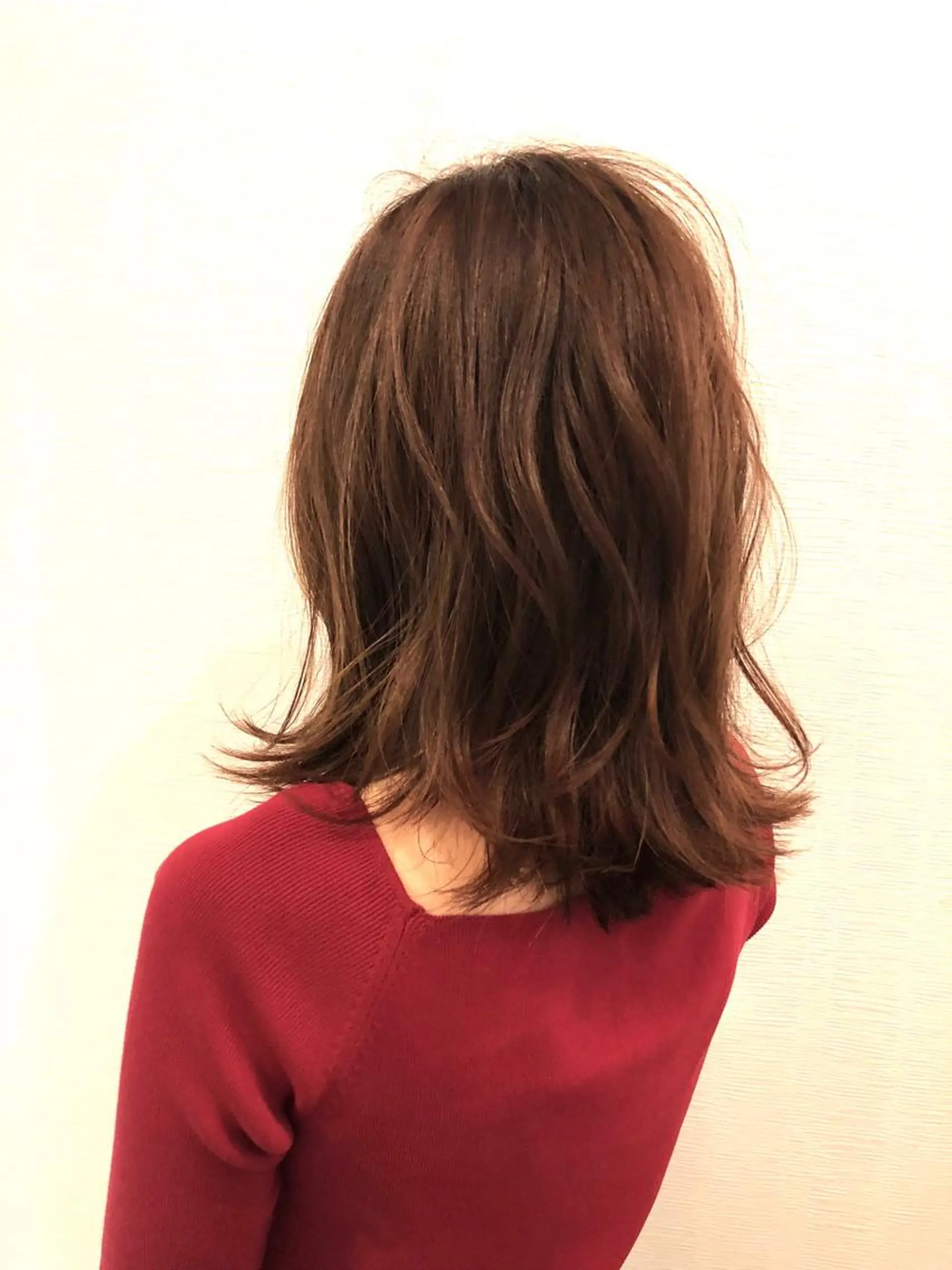 セミロング カラー ヘアカラー トリートメント 平川 友希子のヘアスタイル