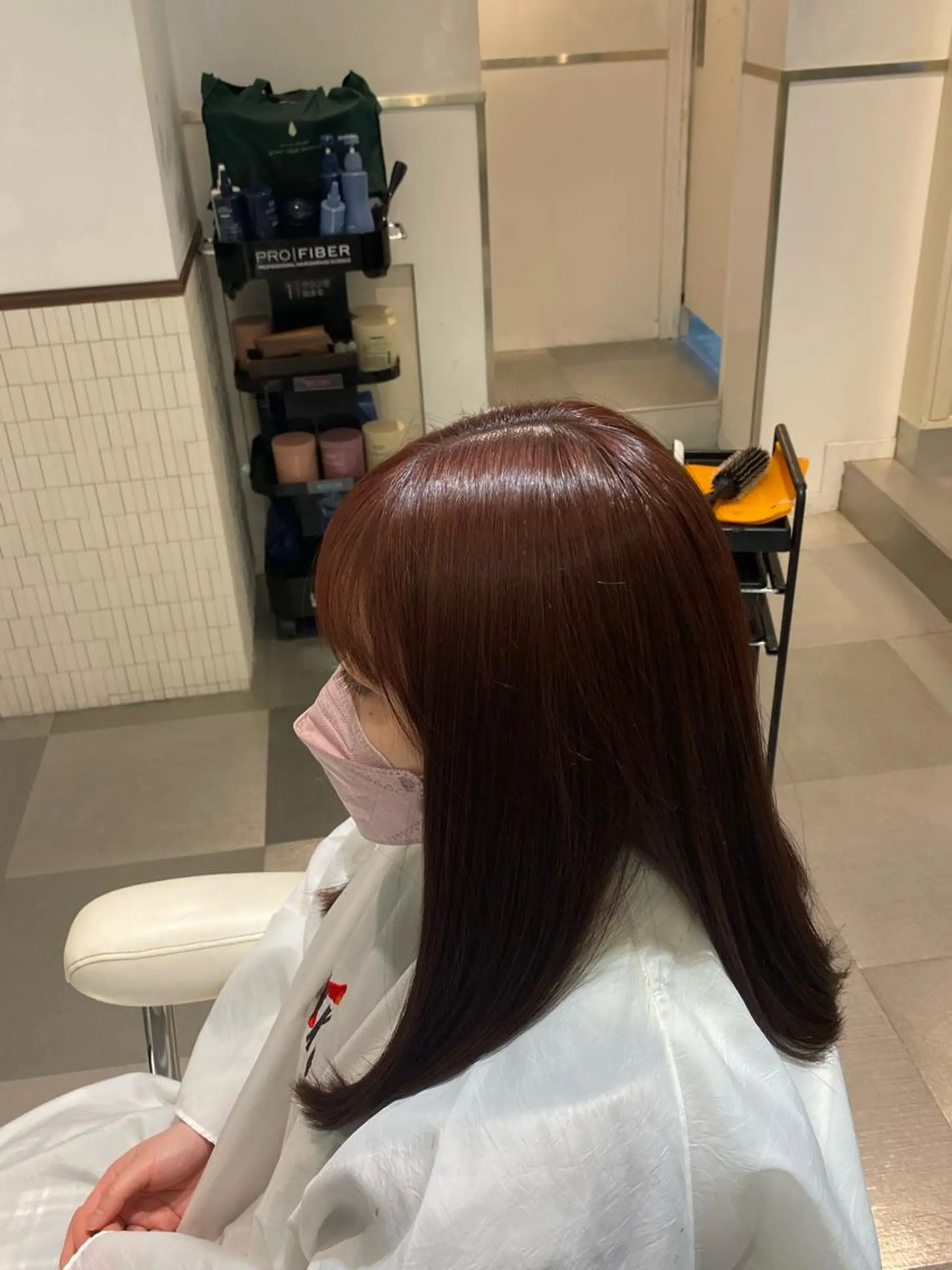 ロング カラー ブラウンカラー ピンクカラー ピンクブラウン トリートメント コテ巻き風パーマ 藤澤　知彌のヘアスタイル