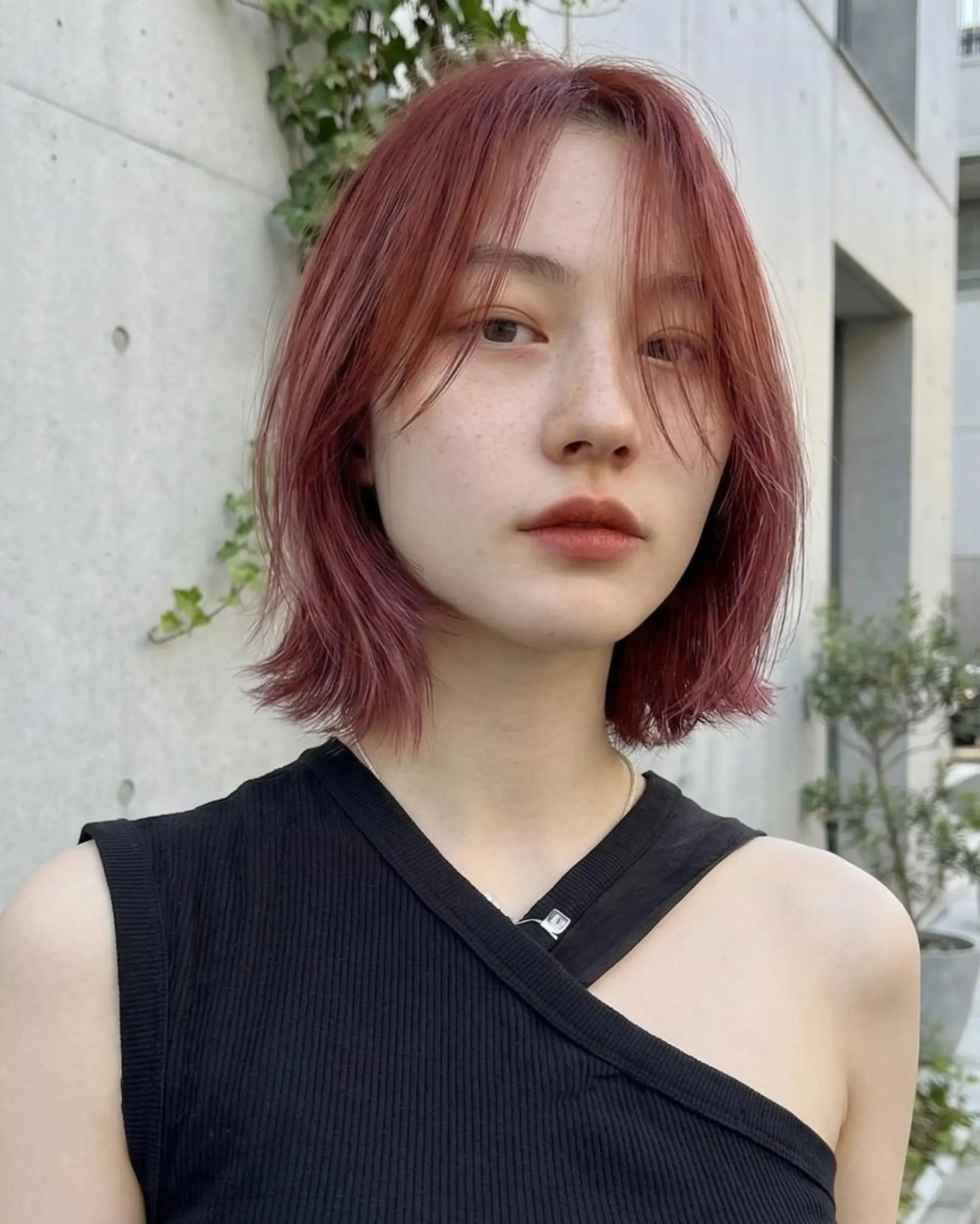 セミロング ✨ブリーチなし× 髪質改善⚡新宿駅近のヘアスタイル