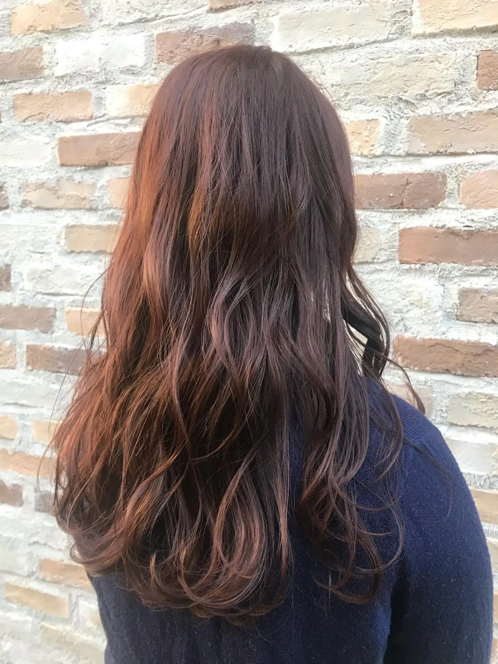 ロング カラー パーマ 泉谷 莉可のヘアスタイル