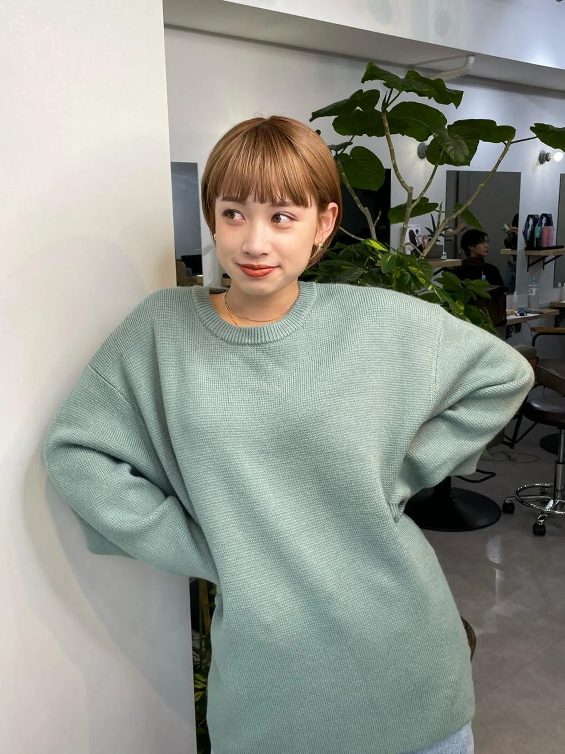 ショート カラー ハイトーンカラー ボブ カット ヘアカラー トリートメント メンズカット メンズパーマのヘアスタイル
