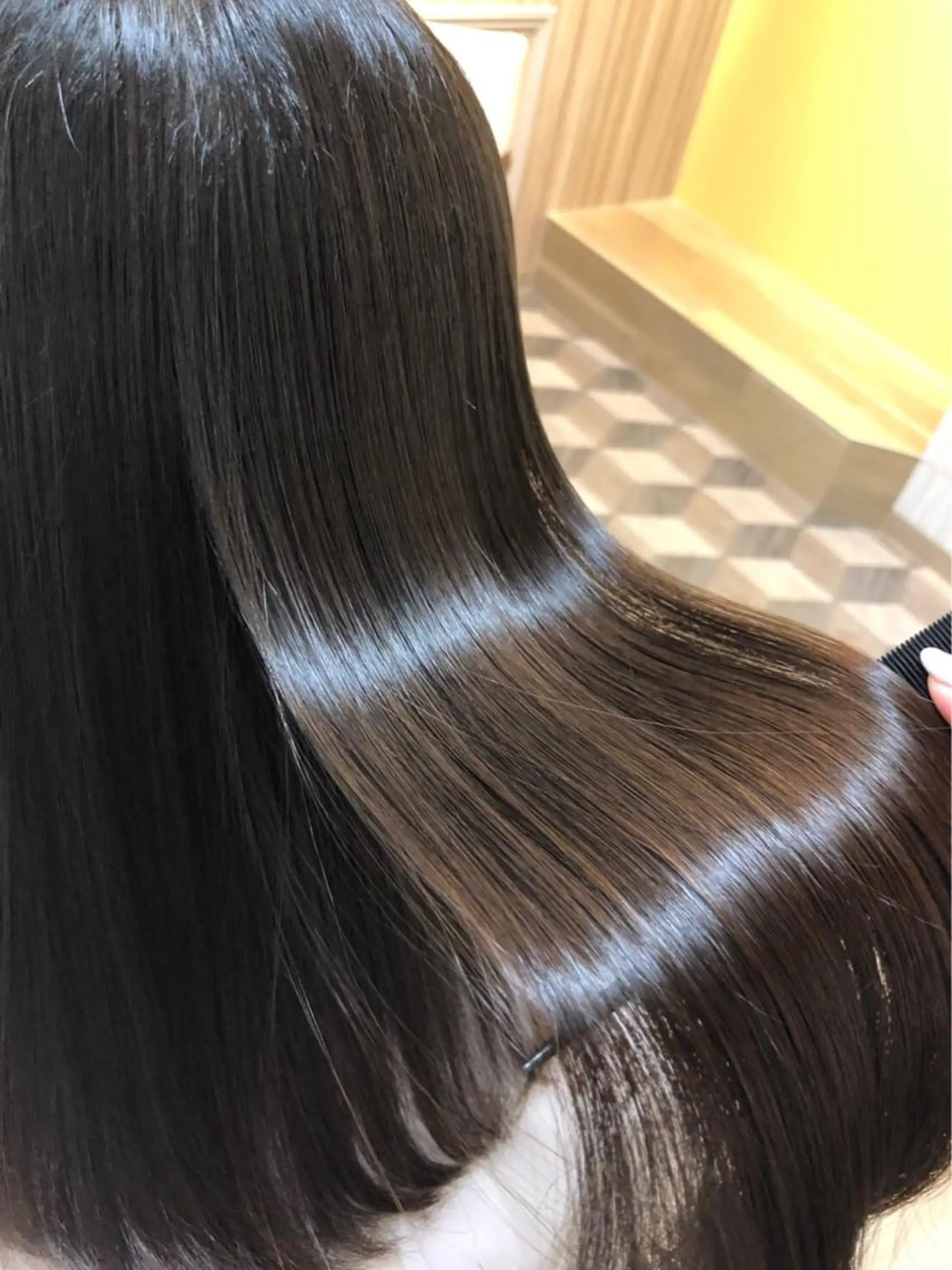 ロング カラー アディクシーカラー イルミナカラー くせ毛 髪質改善 縮毛矯正 tuuli トゥーリのヘアスタイル