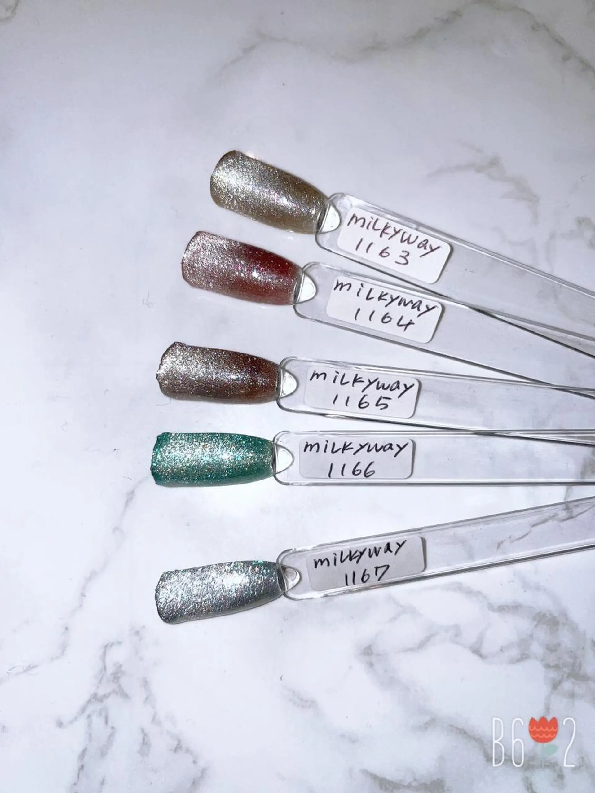 ネイル オーロラネイル キラキラネイル ハンドネイル Nail Salon yのネイルデザイン